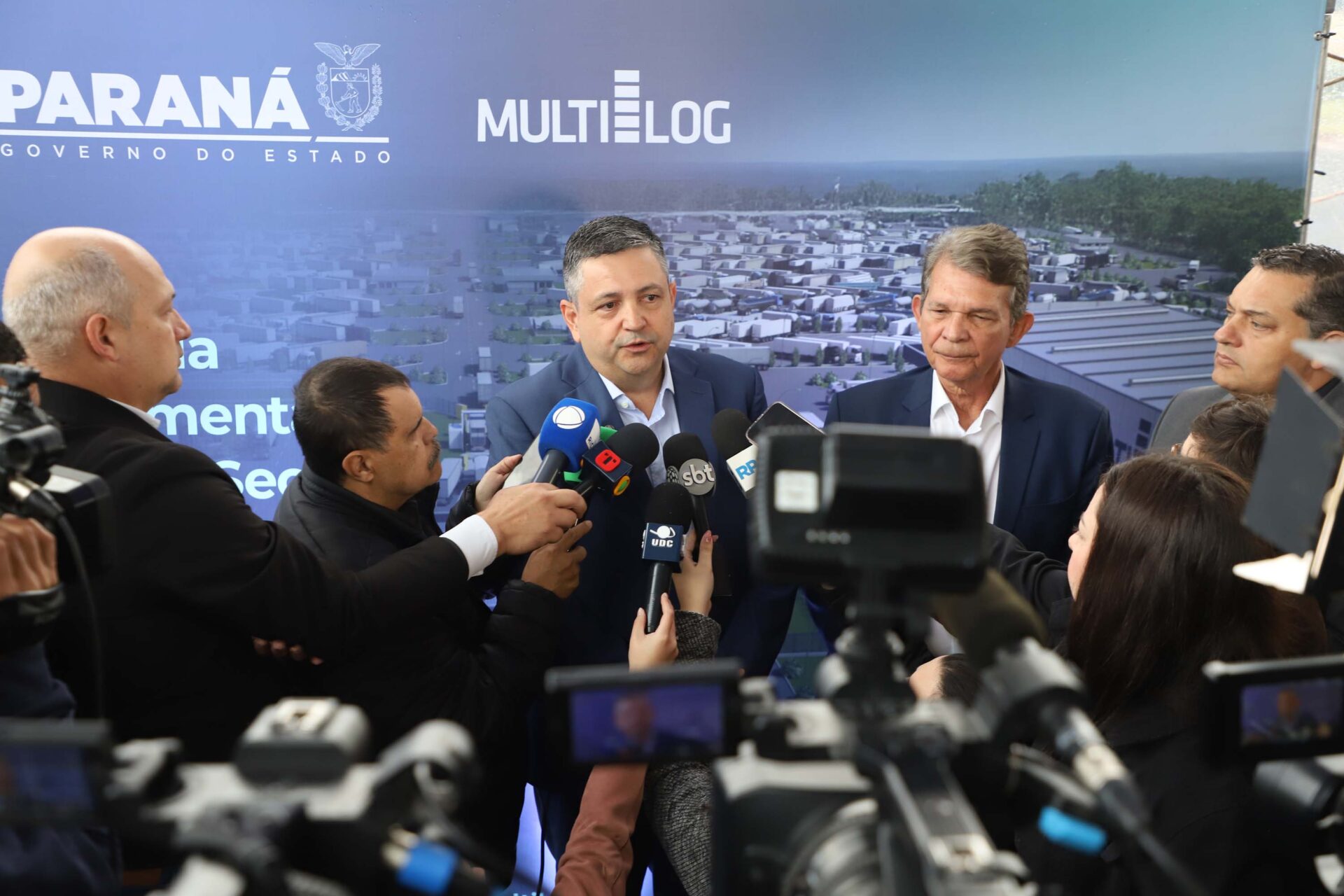 2 mil caminhões por dia: novo Porto Seco de Foz do Iguaçu tem pedra fundamental lançada