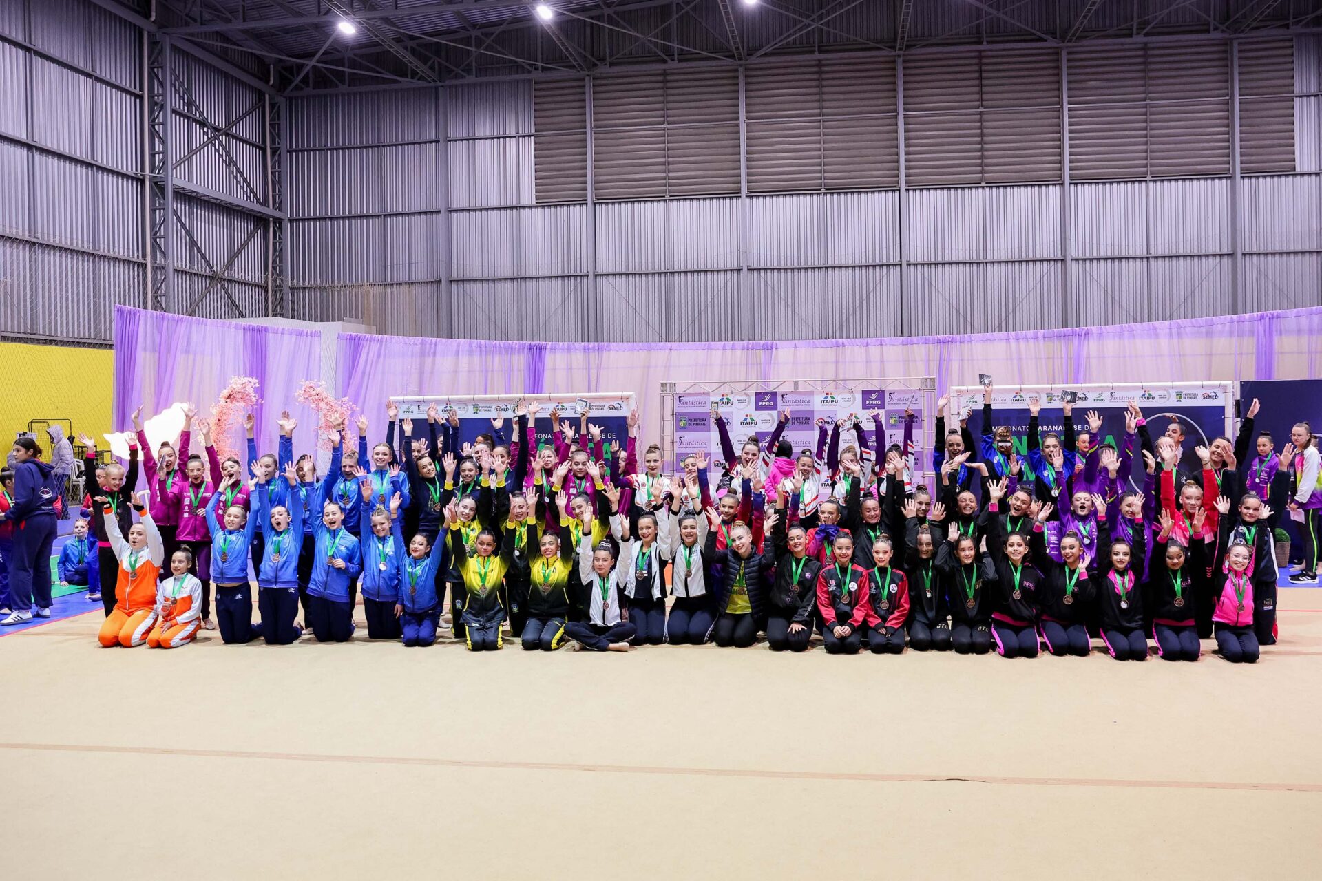 Sanepar apoia equipe de ginástica rítmica que vai disputar a Copa Sul-Americana