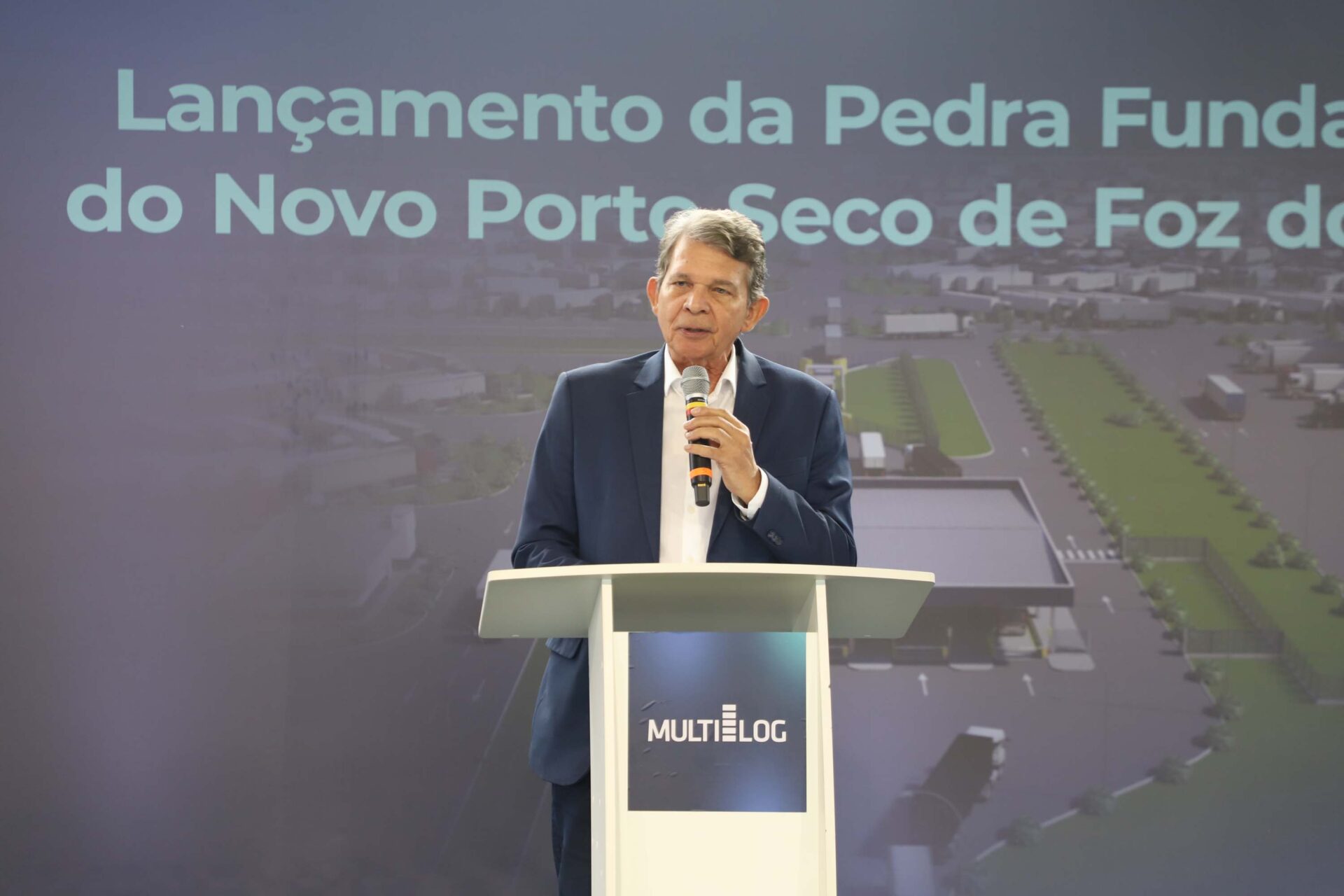 2 mil caminhões por dia: novo Porto Seco de Foz do Iguaçu tem pedra fundamental lançada