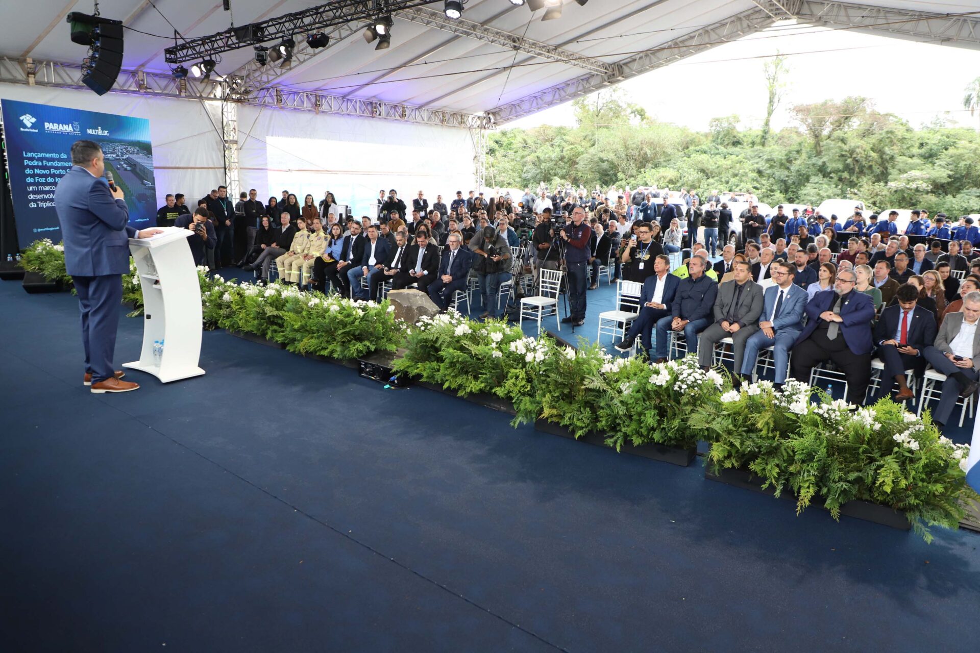 2 mil caminhões por dia: novo Porto Seco de Foz do Iguaçu tem pedra fundamental lançada