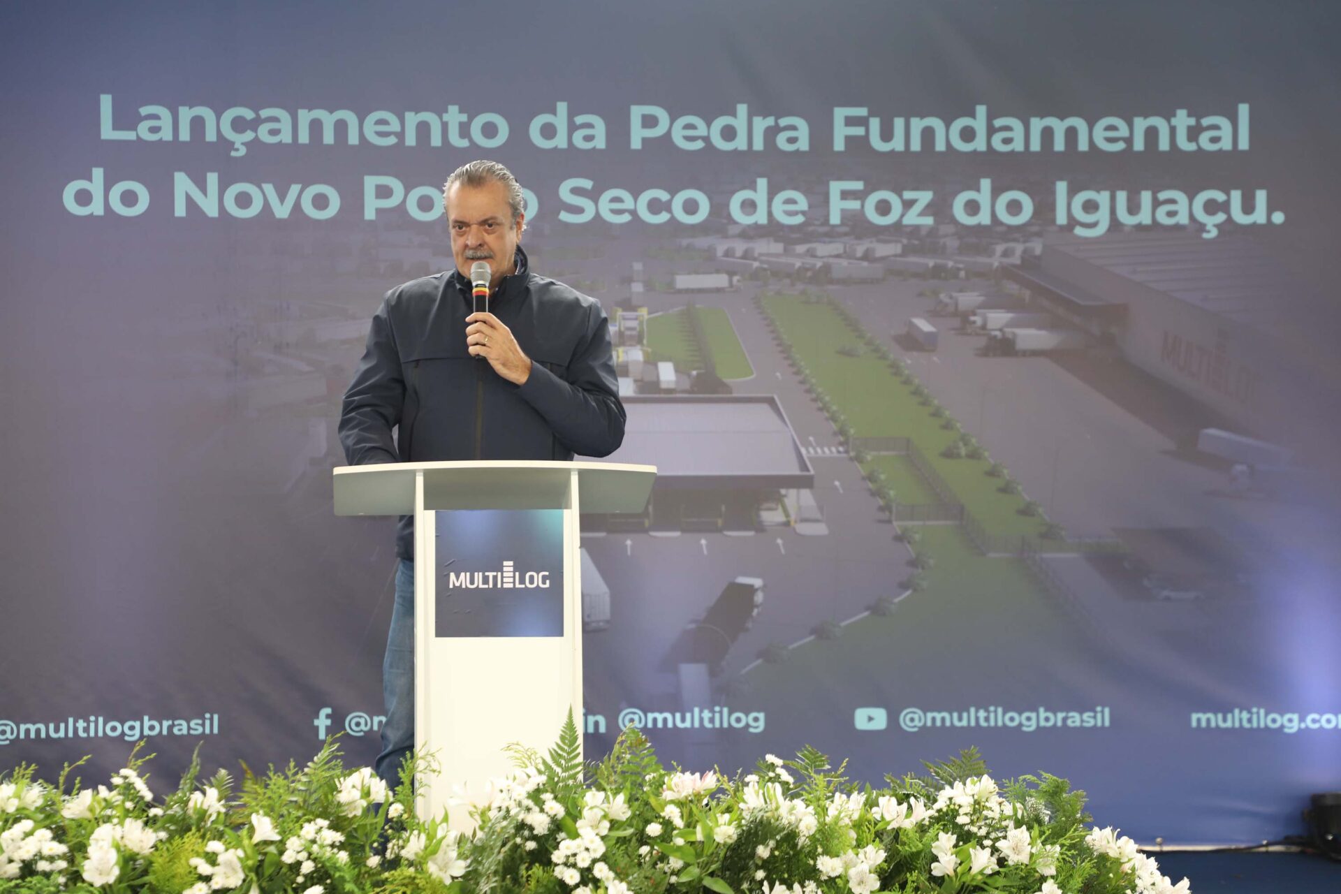 2 mil caminhões por dia: novo Porto Seco de Foz do Iguaçu tem pedra fundamental lançada