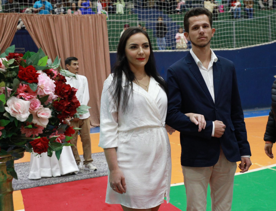 AMOR ESTÁ NO AR | Casamento Coletivo formaliza a união de 127 casais em Cascavel