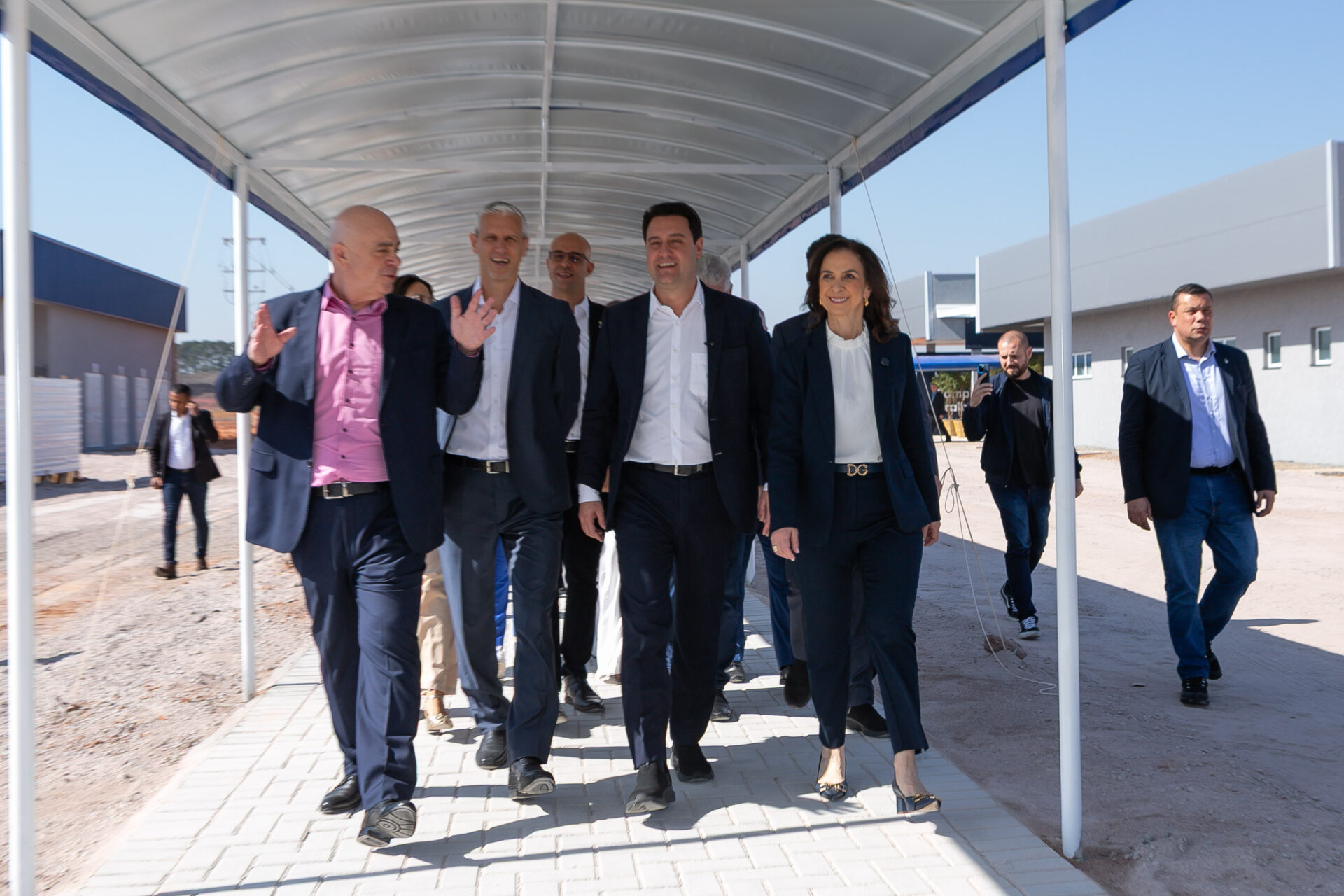 Com apoio do Estado, Electrolux inaugura fábrica em São José dos Pinhais