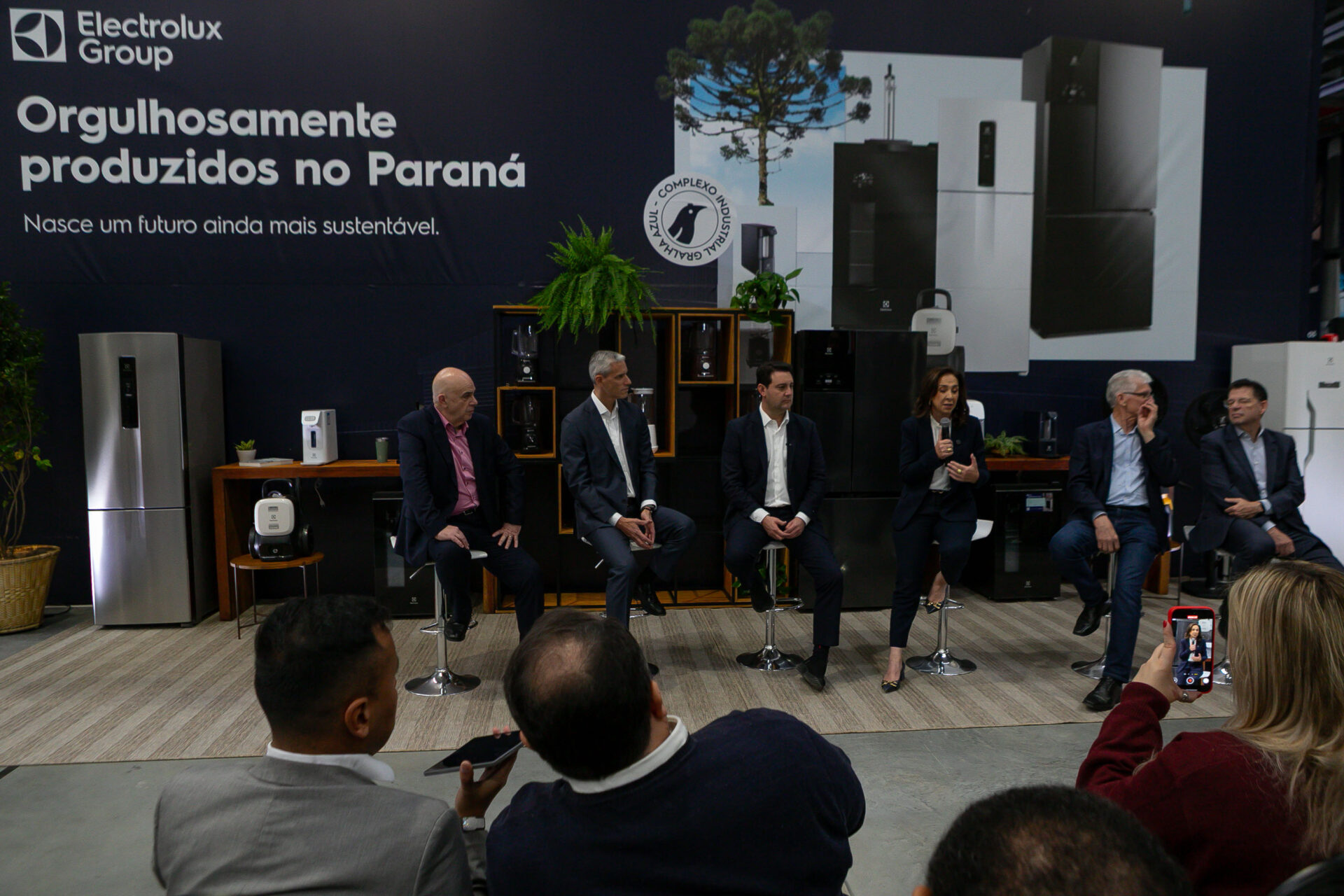 Com apoio do Estado, Electrolux inaugura fábrica em São José dos Pinhais