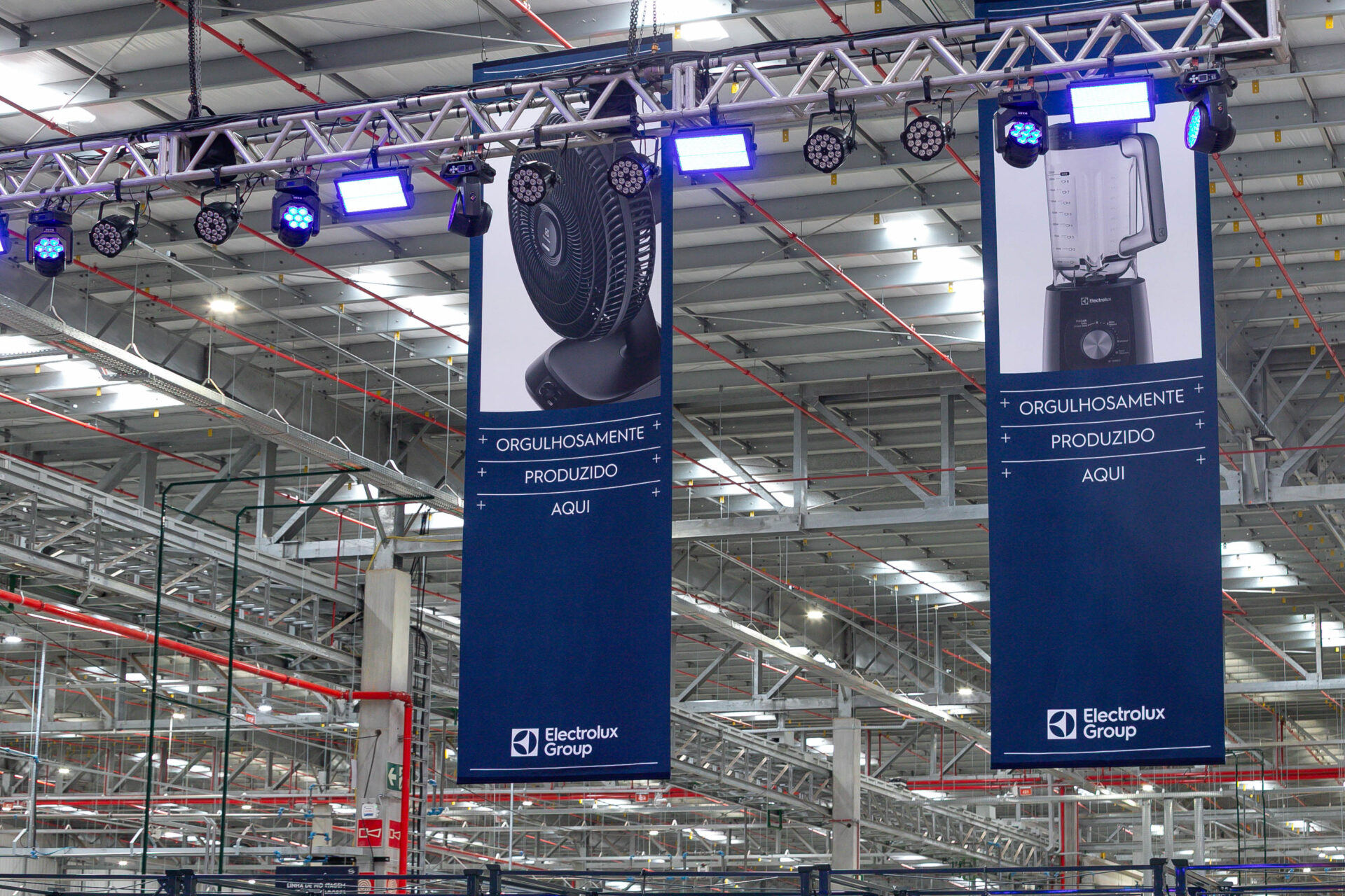 Com apoio do Estado, Electrolux inaugura fábrica em São José dos Pinhais