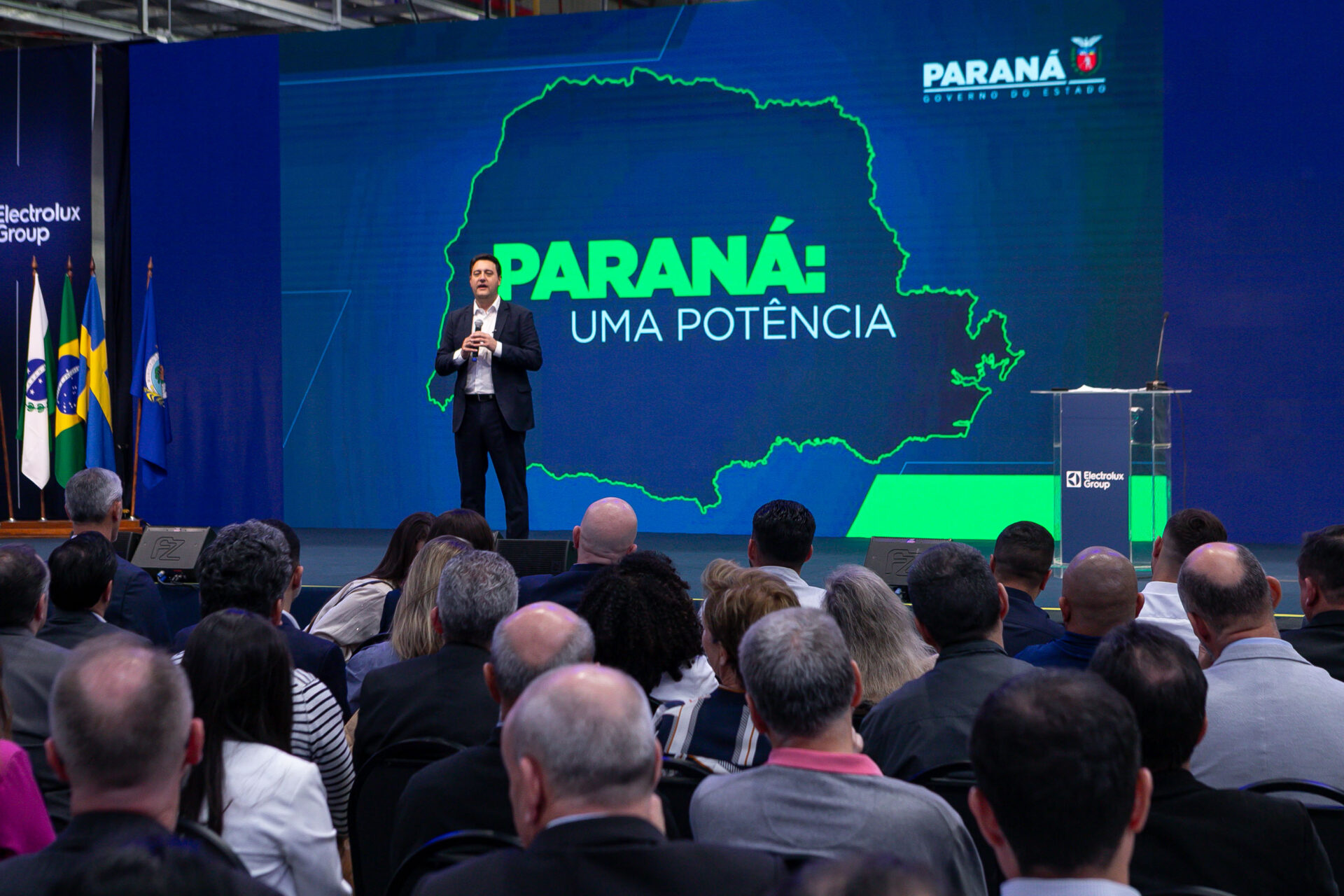 Com apoio do Estado, Electrolux inaugura fábrica em São José dos Pinhais