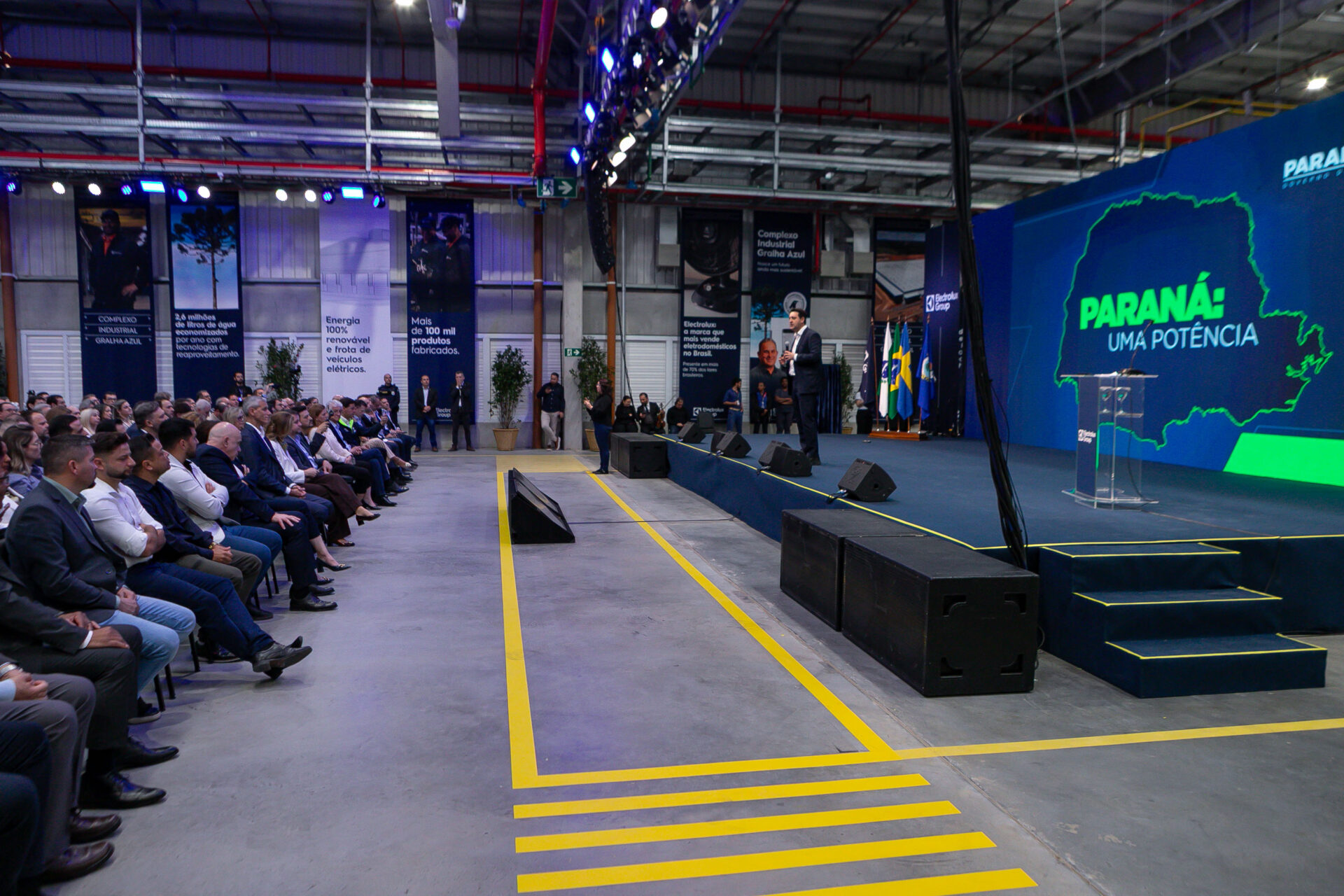 Com apoio do Estado, Electrolux inaugura fábrica em São José dos Pinhais