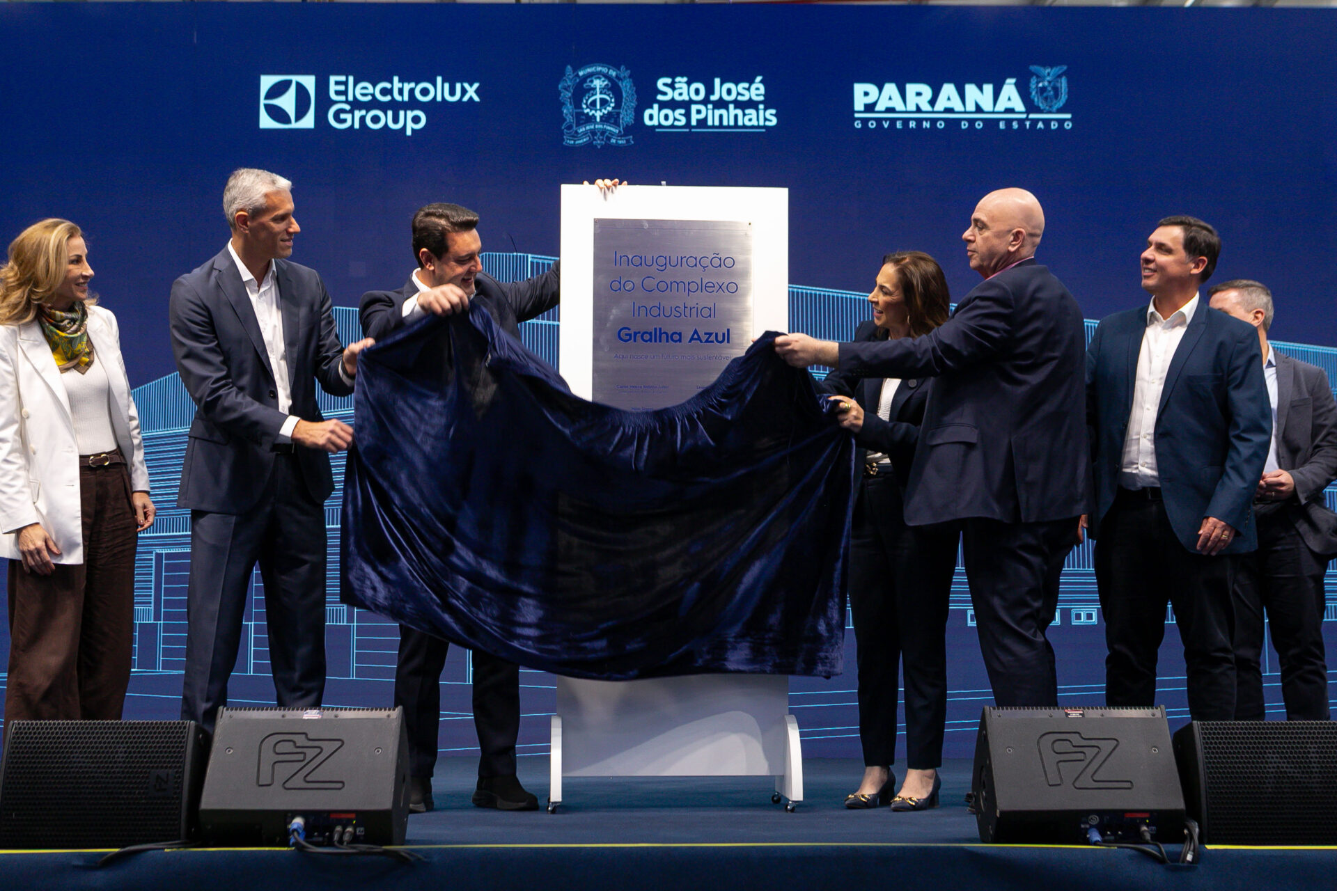 Com apoio do Estado, Electrolux inaugura fábrica em São José dos Pinhais de R$ 700 milhões