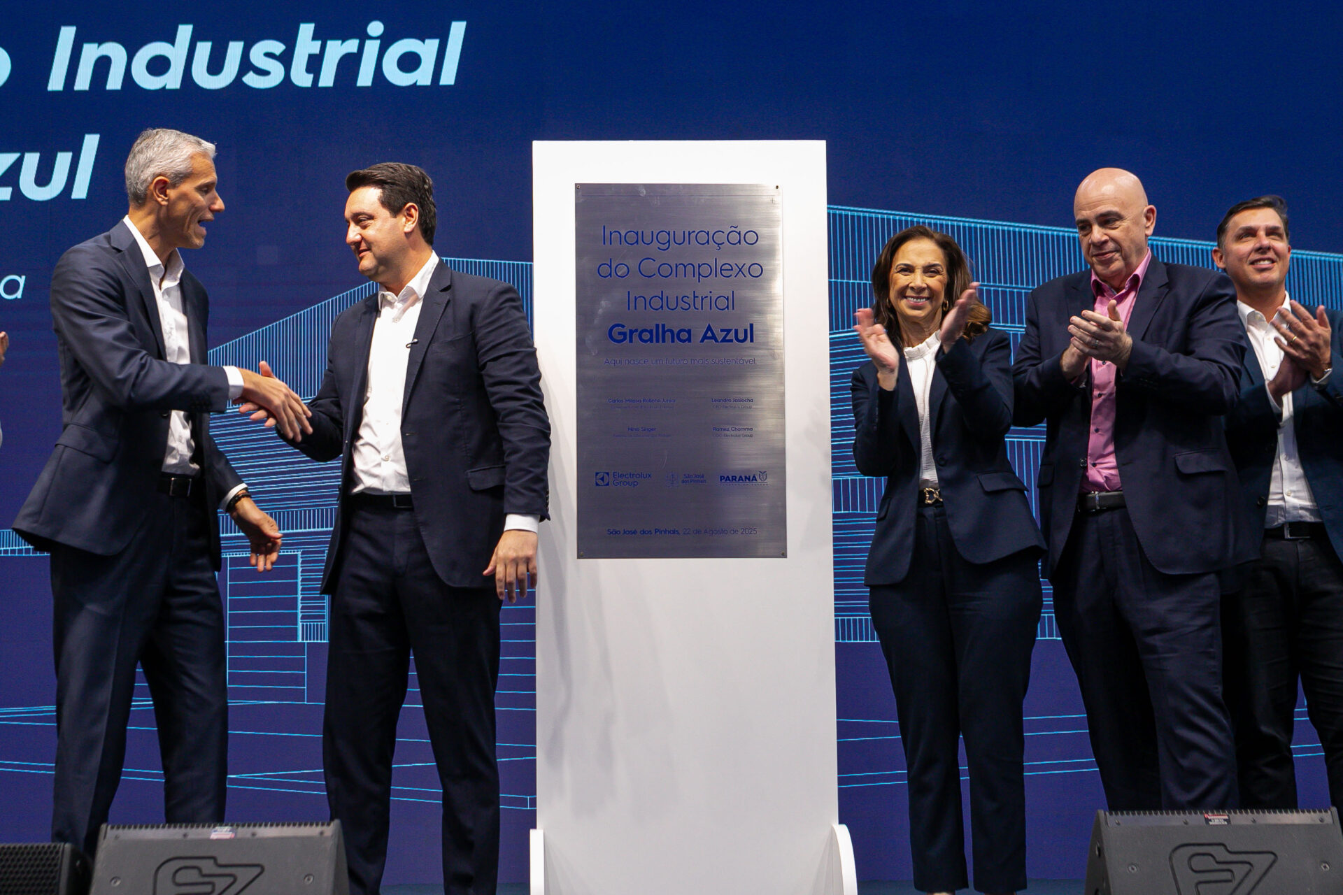 Com apoio do Estado, Electrolux inaugura fábrica em São José dos Pinhais
