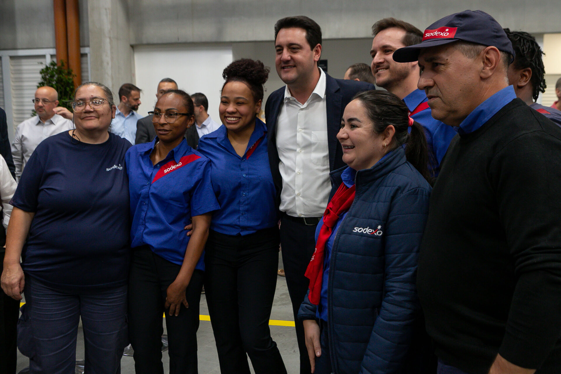 Com apoio do Estado, Electrolux inaugura fábrica em São José dos Pinhais