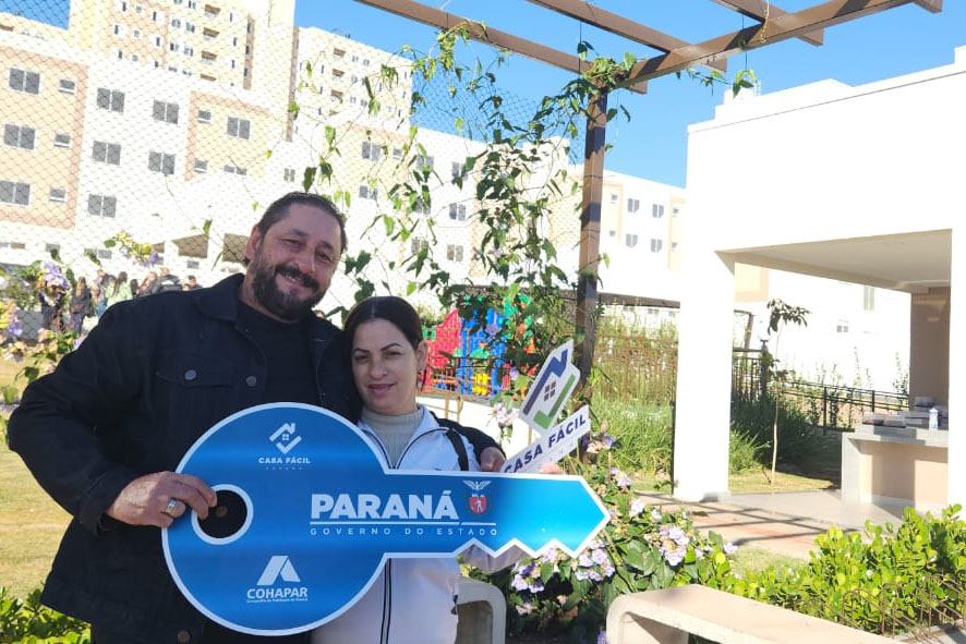 Com apoio do Estado, novo residencial com 240 imóveis é entregue em Londrina