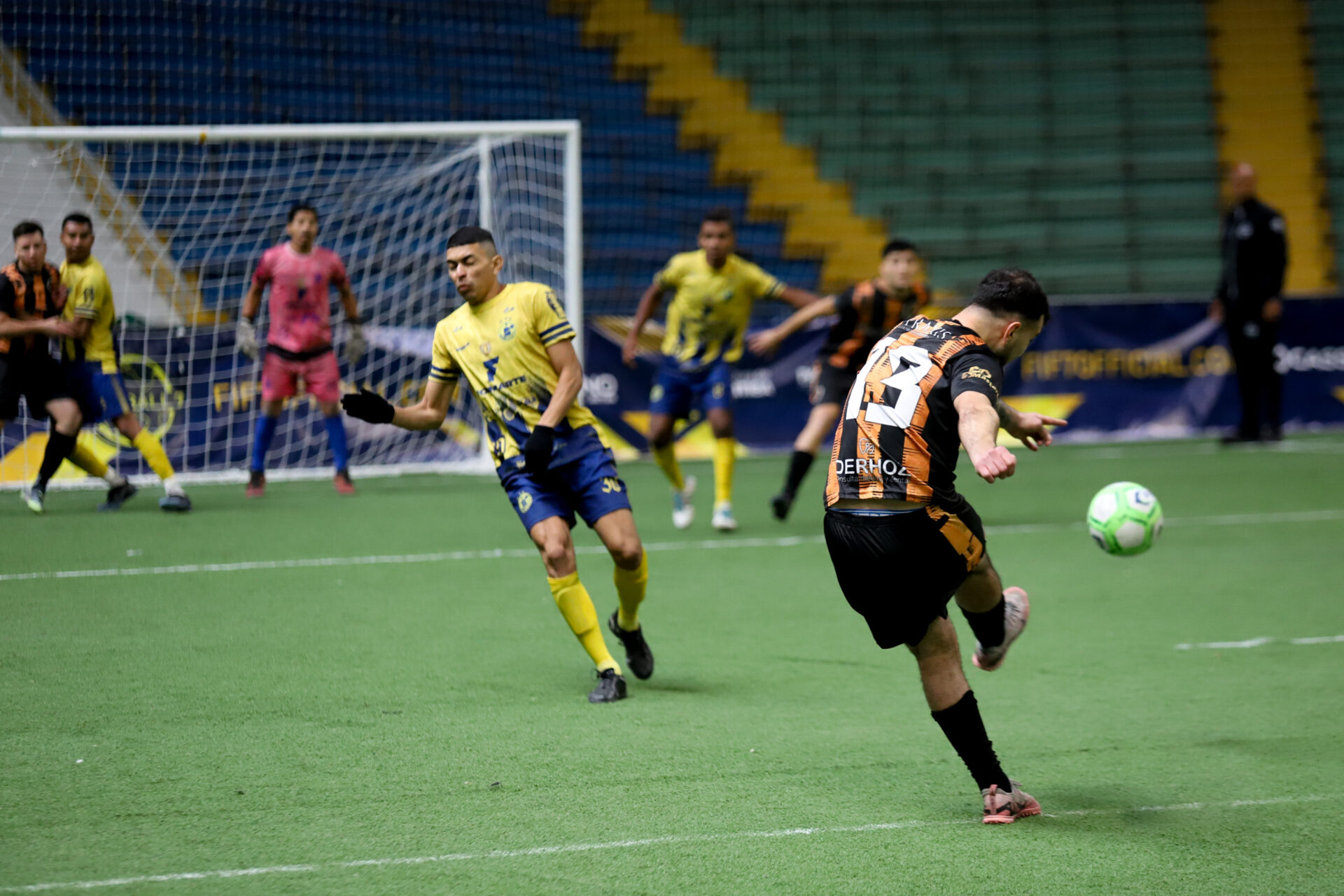 Finais do Mundial de Clubes de Futebol 7 agitam Ginásio do Tarumã, em Curitiba