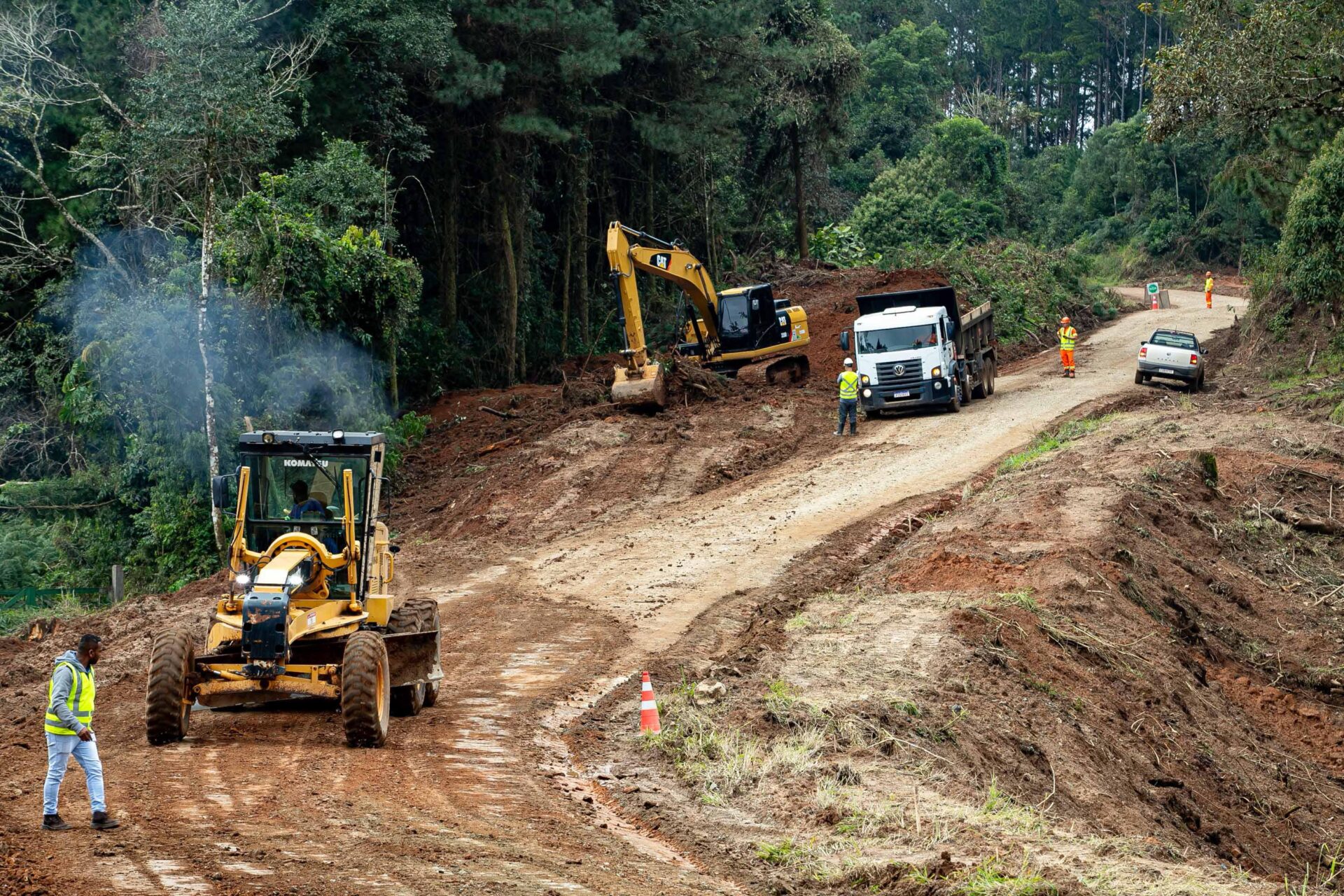 Região Metropolitana de Curitiba tem grandes obras rodoviárias em andamento
