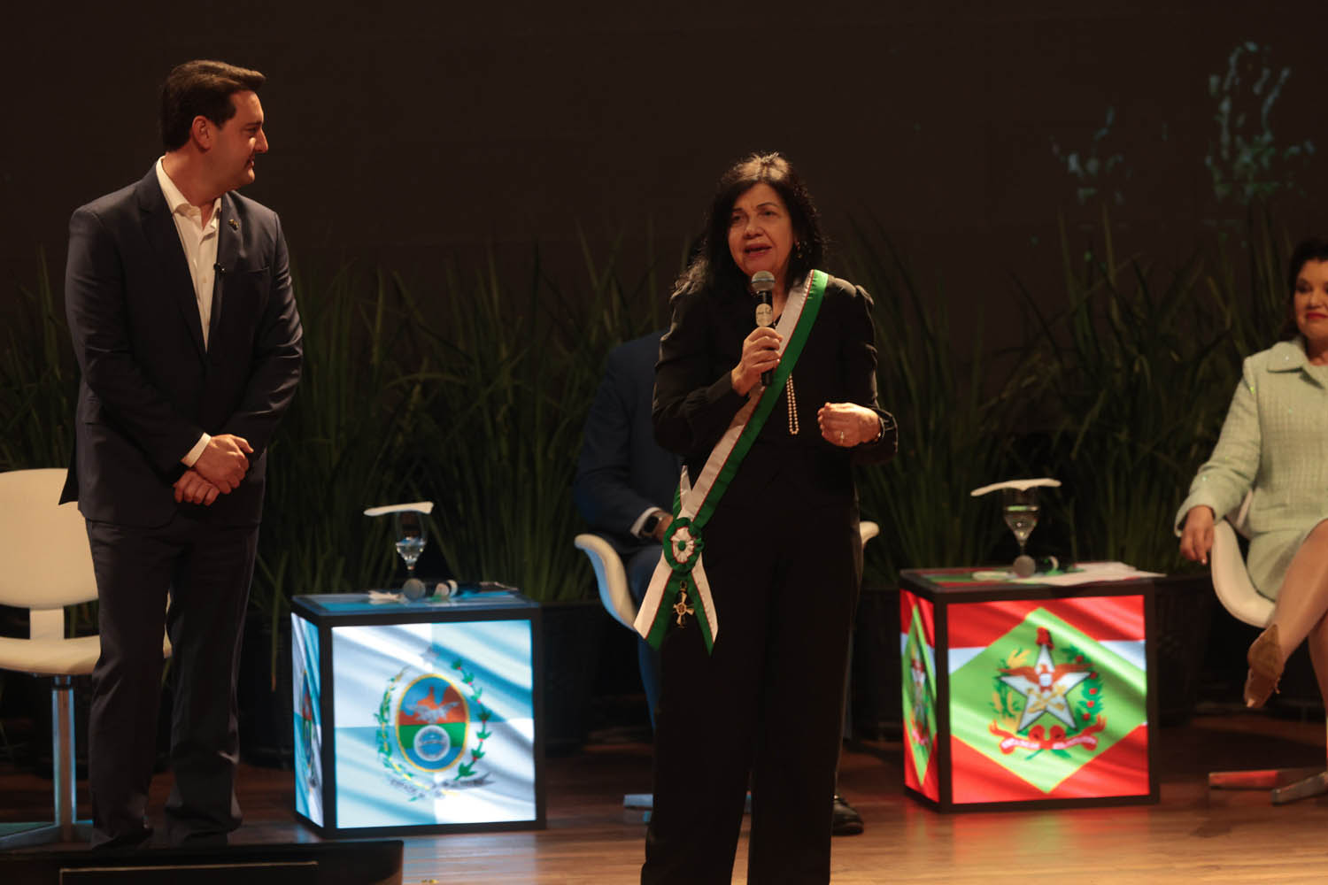 Pesquisadora Mariangela Hungria recebe a Ordem do Pinheiro, maior comenda do Paraná