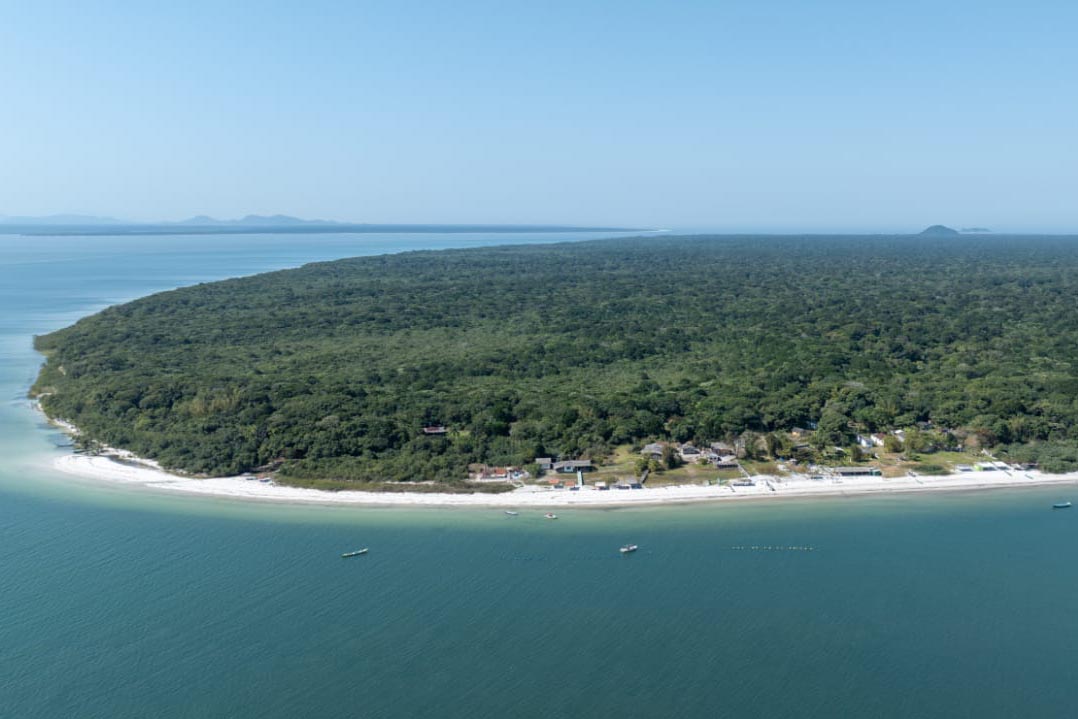 Projeto da Copel para energia na Ponta Oeste da Ilha do Mel é aprovado pela comunidade
