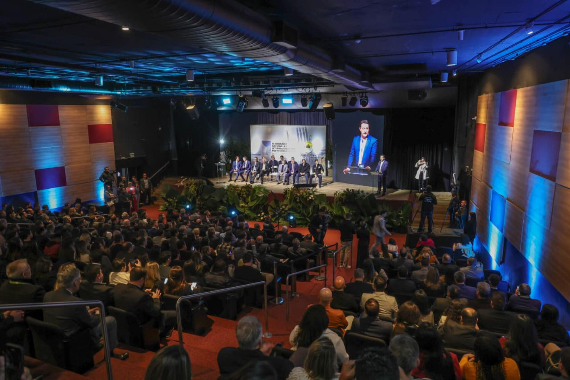 Logística eficiente impulsiona crescimento do Paraná, afirma governador em evento portuário