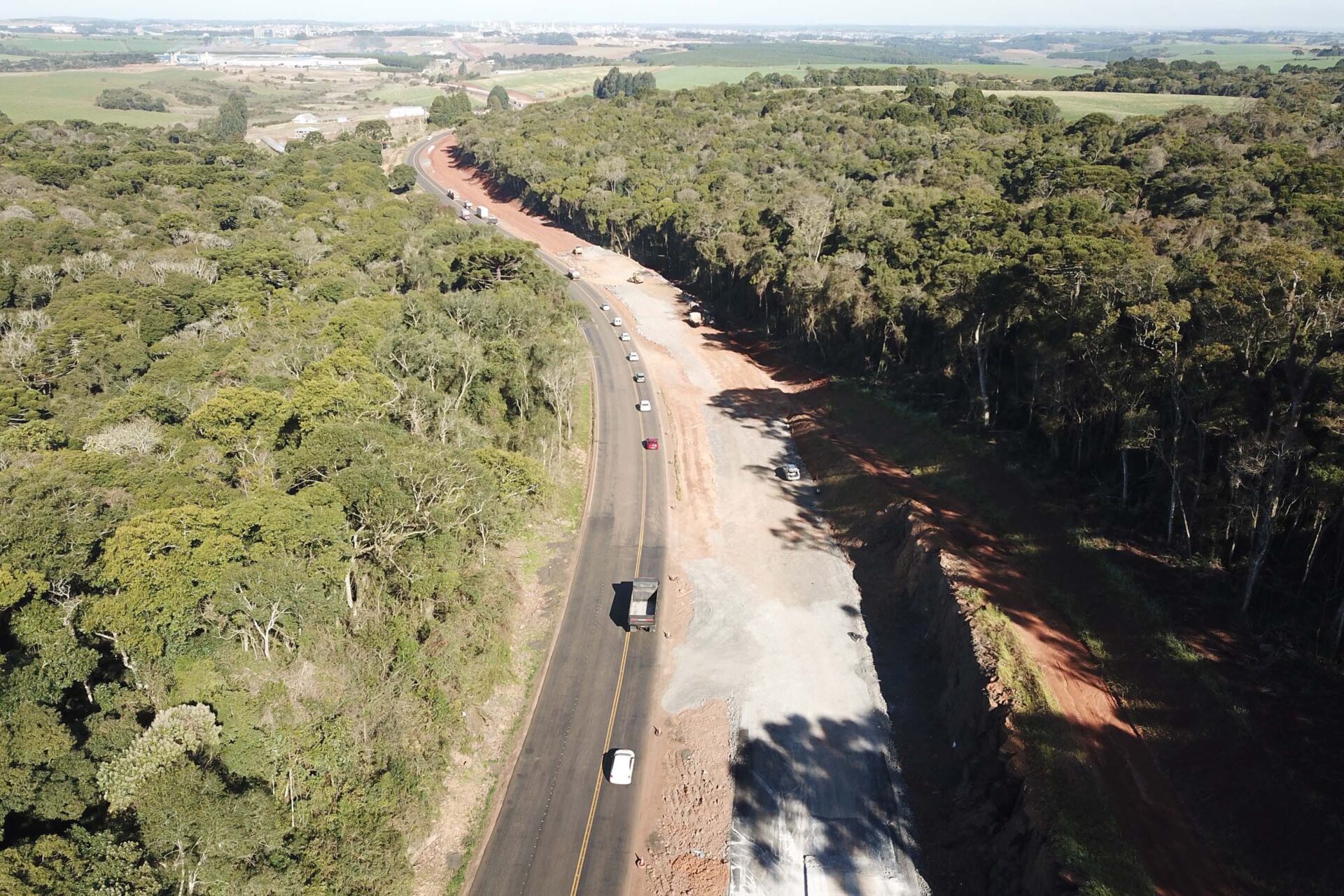 Duplicação em concreto da PRC-466 entre Guarapuava e Palmeirinha chega a 45,97%