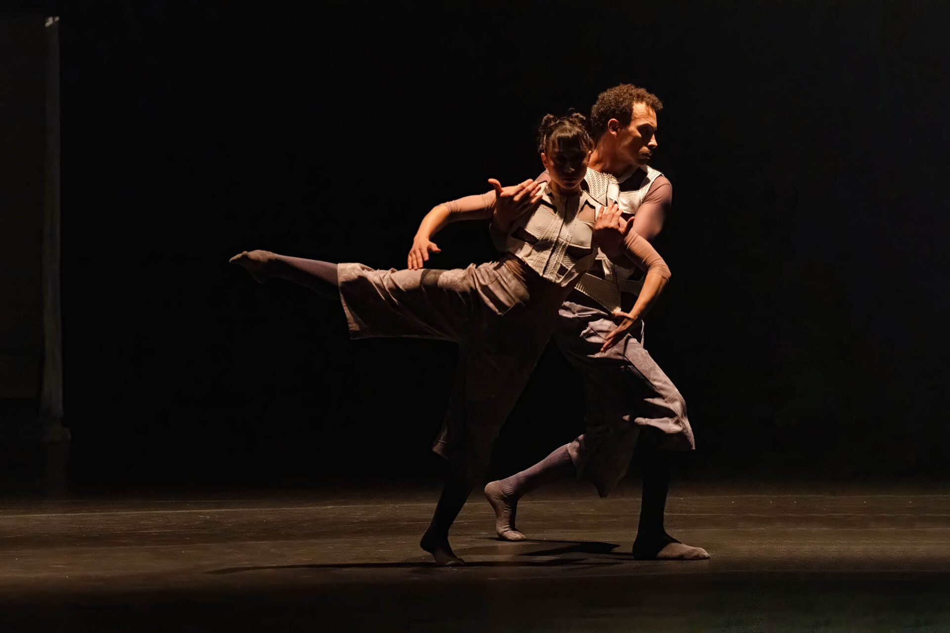 Entrada gratuita: Balé Teatro Guaíra leva dança contemporânea a Jacarezinho