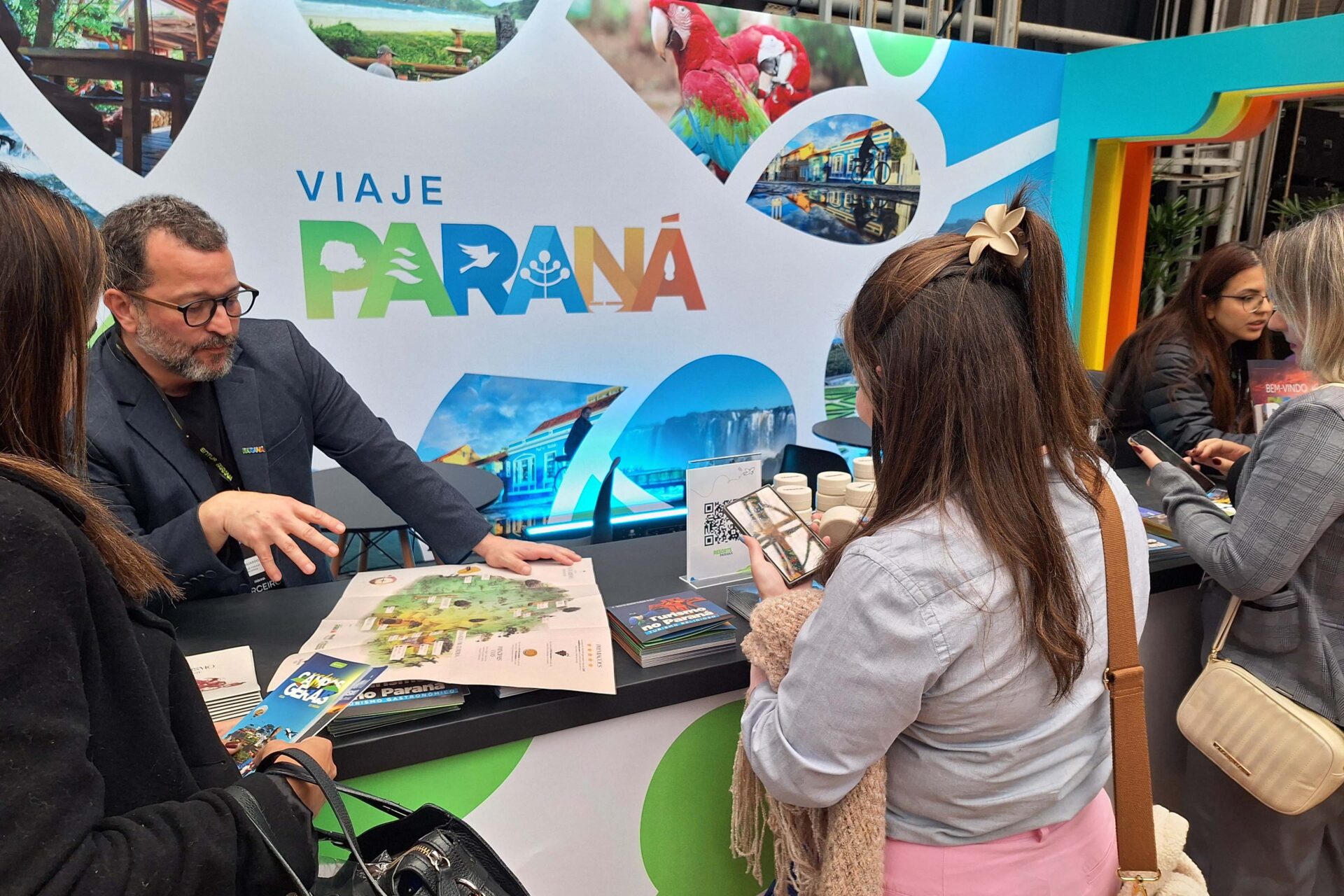 Na Convenção Entur Summit, Estado capacita 1,5 mil agentes sobre atrativos do Paraná