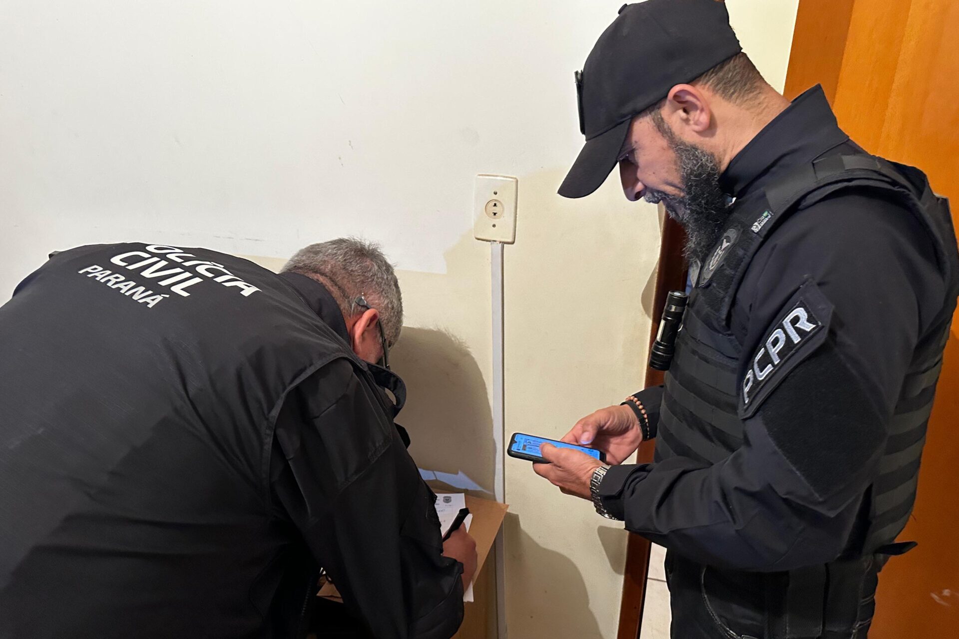 PCPR cumpre 34 mandados contra grupo criminoso ligado a fraudes com cartões de crédito em Londrina