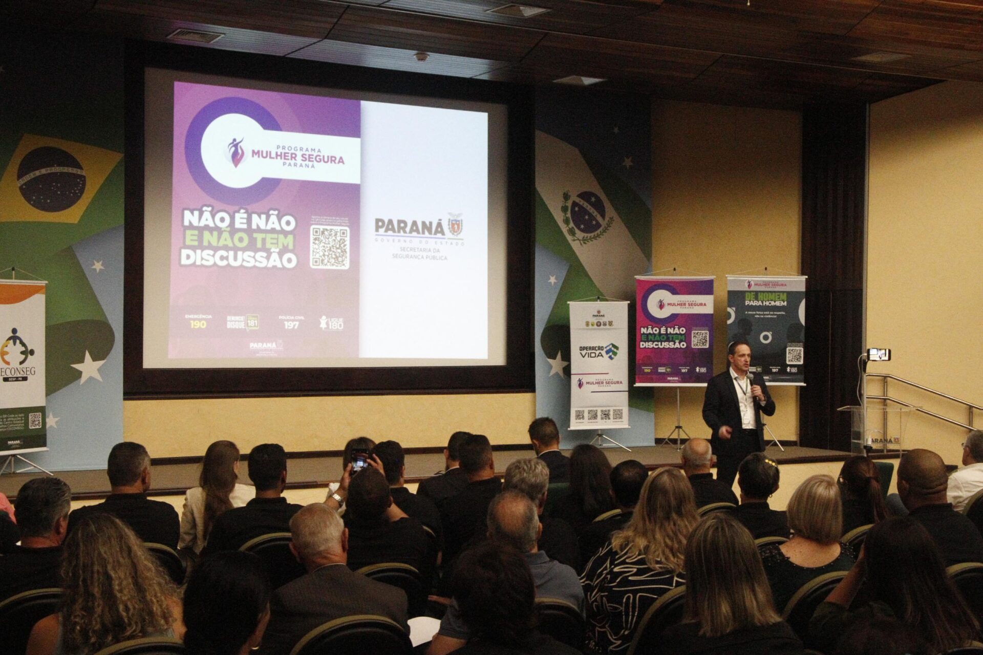 Policiais dialogam com 42 mil homens em ação de combate à violência contra a mulher