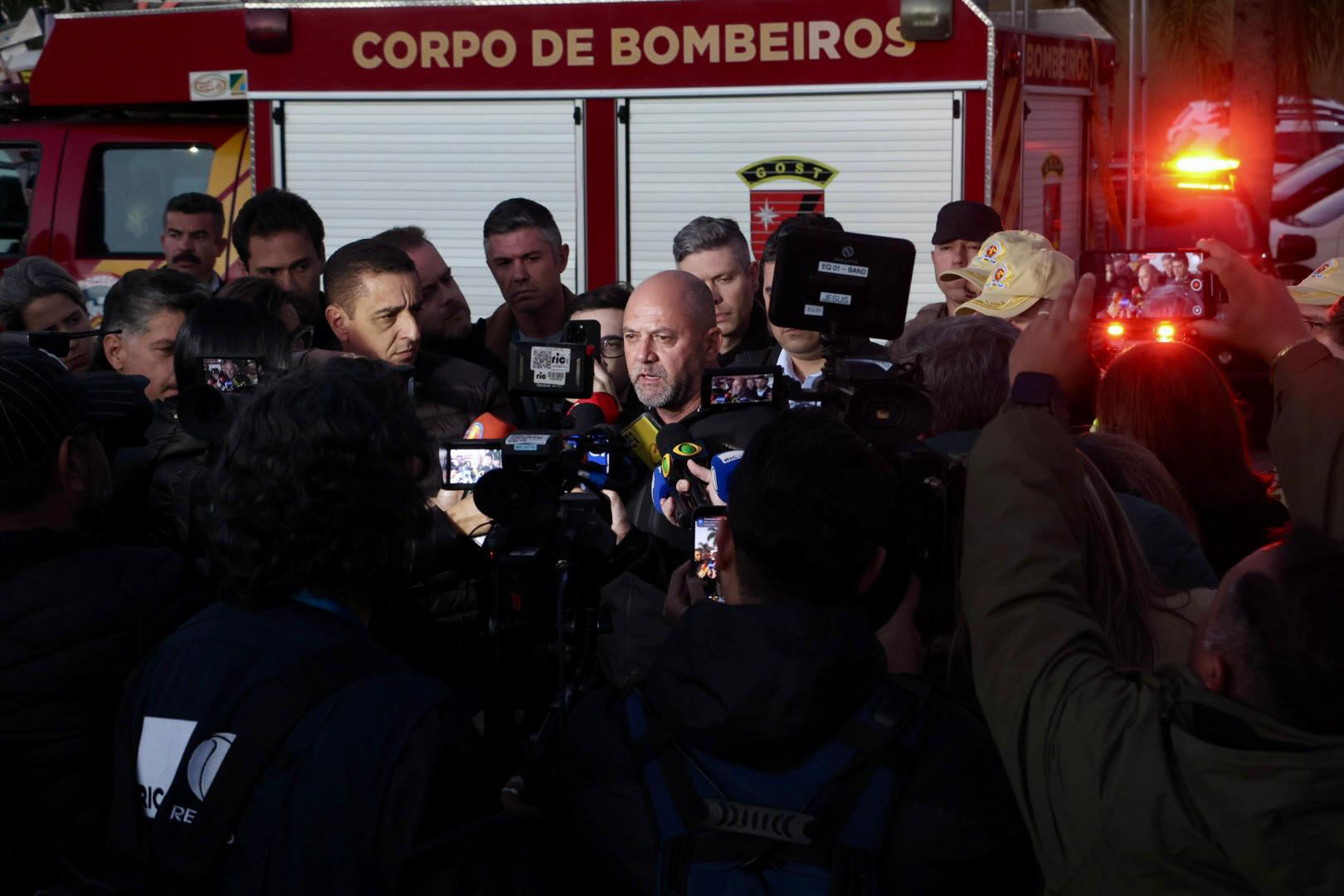 Equipes da Segurança seguem mobilizadas nas investigações da explosão em fábrica de Quatro Barras