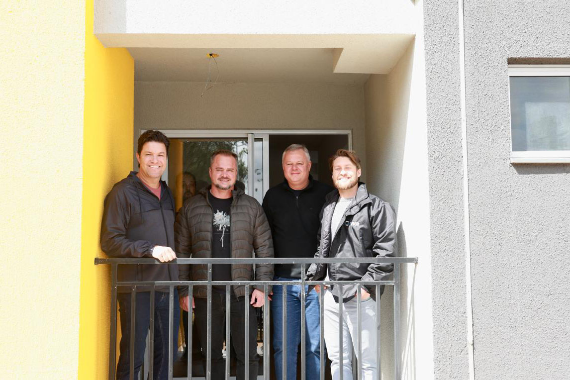 Programa Casa Fácil Paraná: residencial com 255 unidades é entregue em Araucária