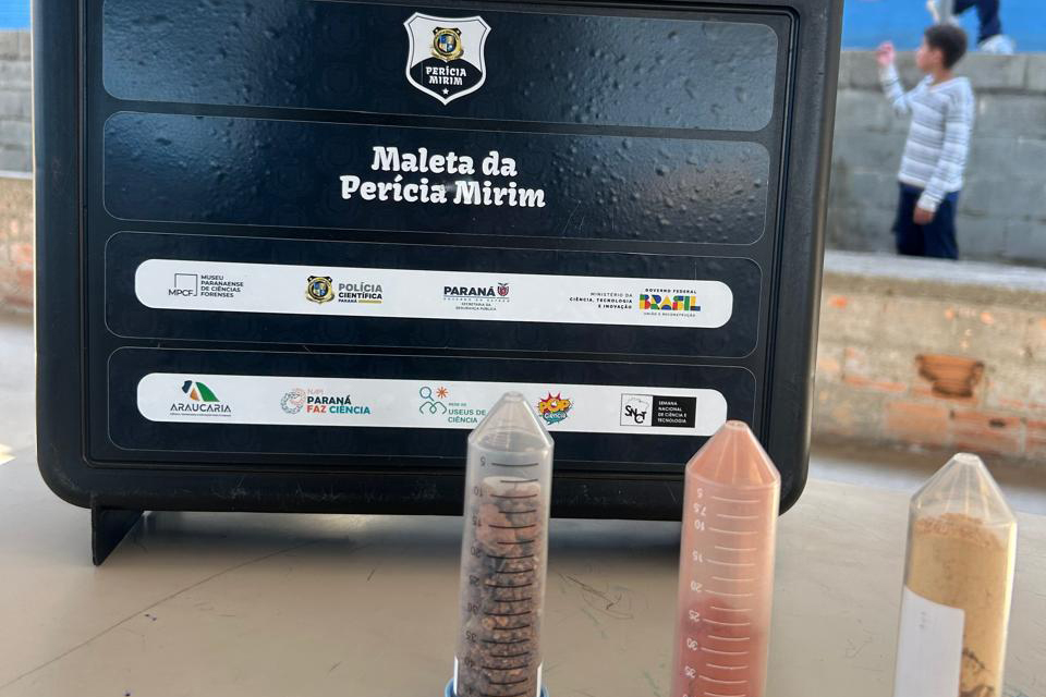 Projeto da Polícia Científica ensina crianças como desvendar crimes ambientais