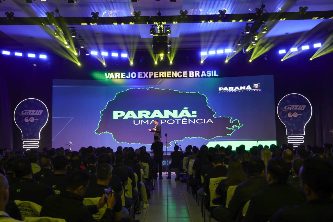Governador apresenta avanços econômicos do Paraná durante Varejo Experience Brasil