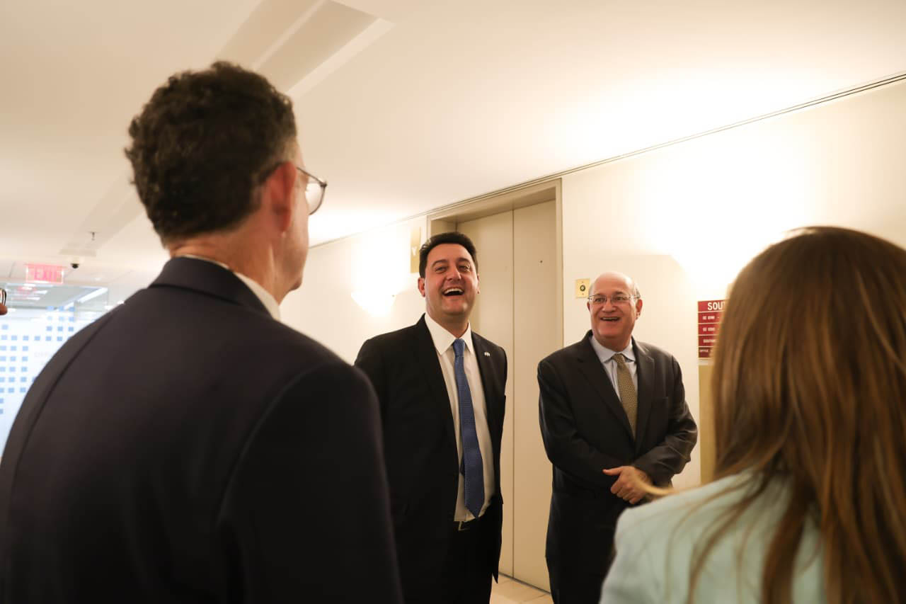 Governador apresenta proposta de Fundo Soberano ao presidente do BID