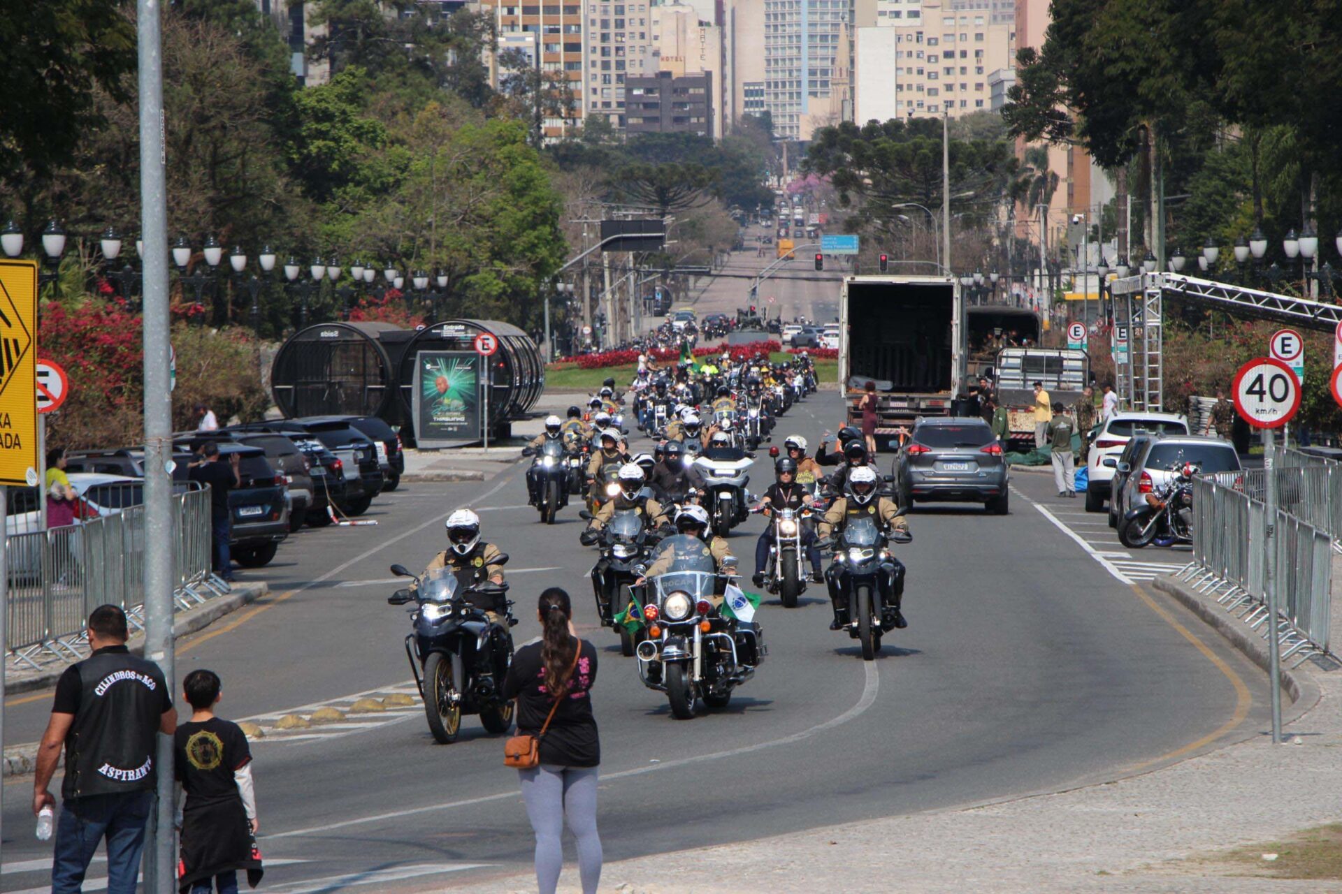 PMPR realizará passeio motociclístico e encontro de carros antigos no Palácio Iguaçu