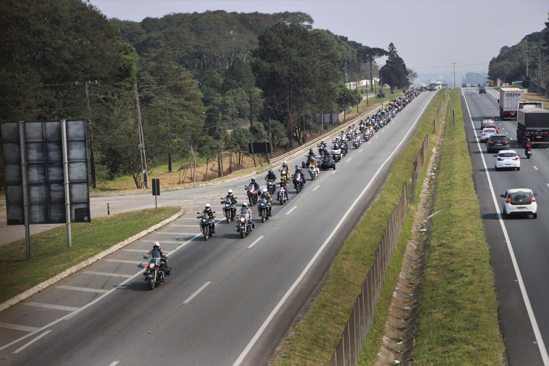 PMPR realizará passeio motociclístico e encontro de carros antigos no Palácio Iguaçu