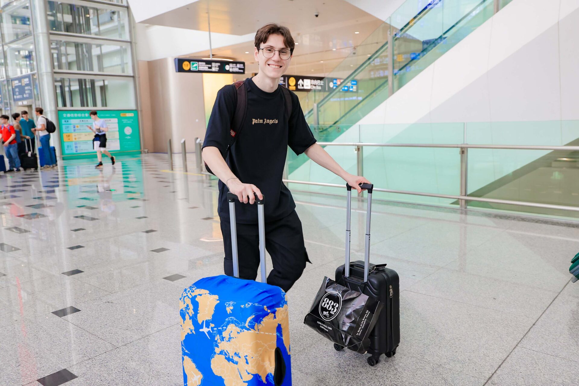 Aluno paranaense participa da Olimpíada Internacional de Inteligência Artificial, em Pequim
