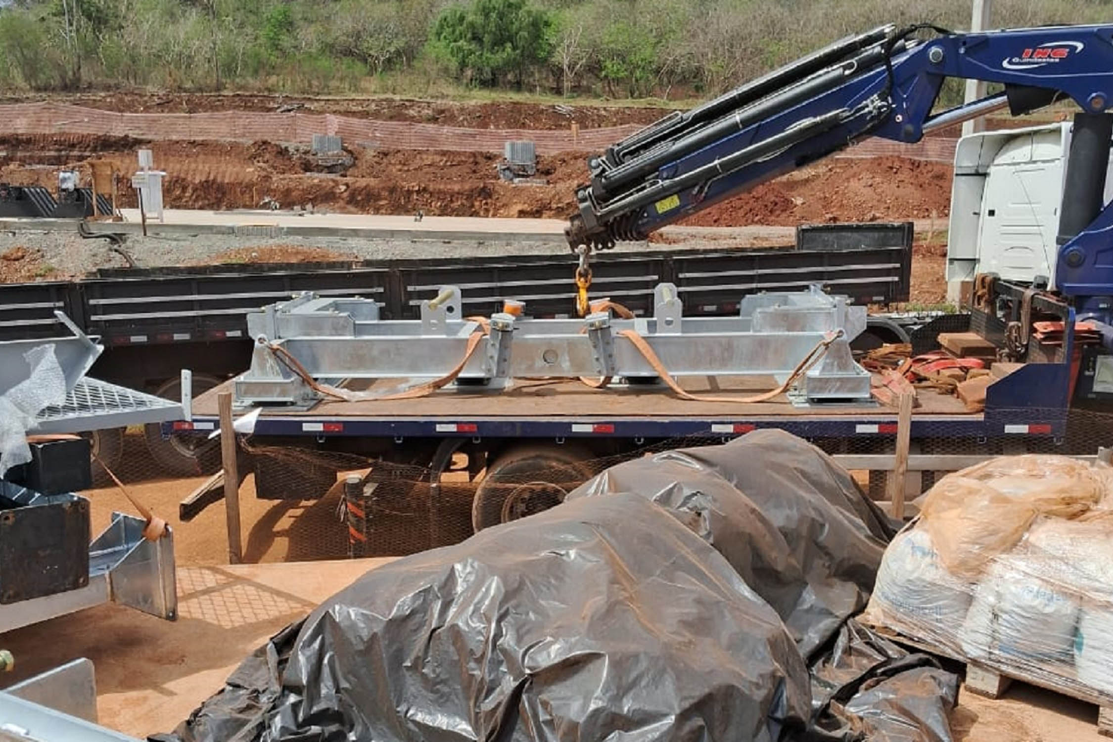 Sanepar recebe peças gigantes para estação de tratamento de esgoto de Londrina