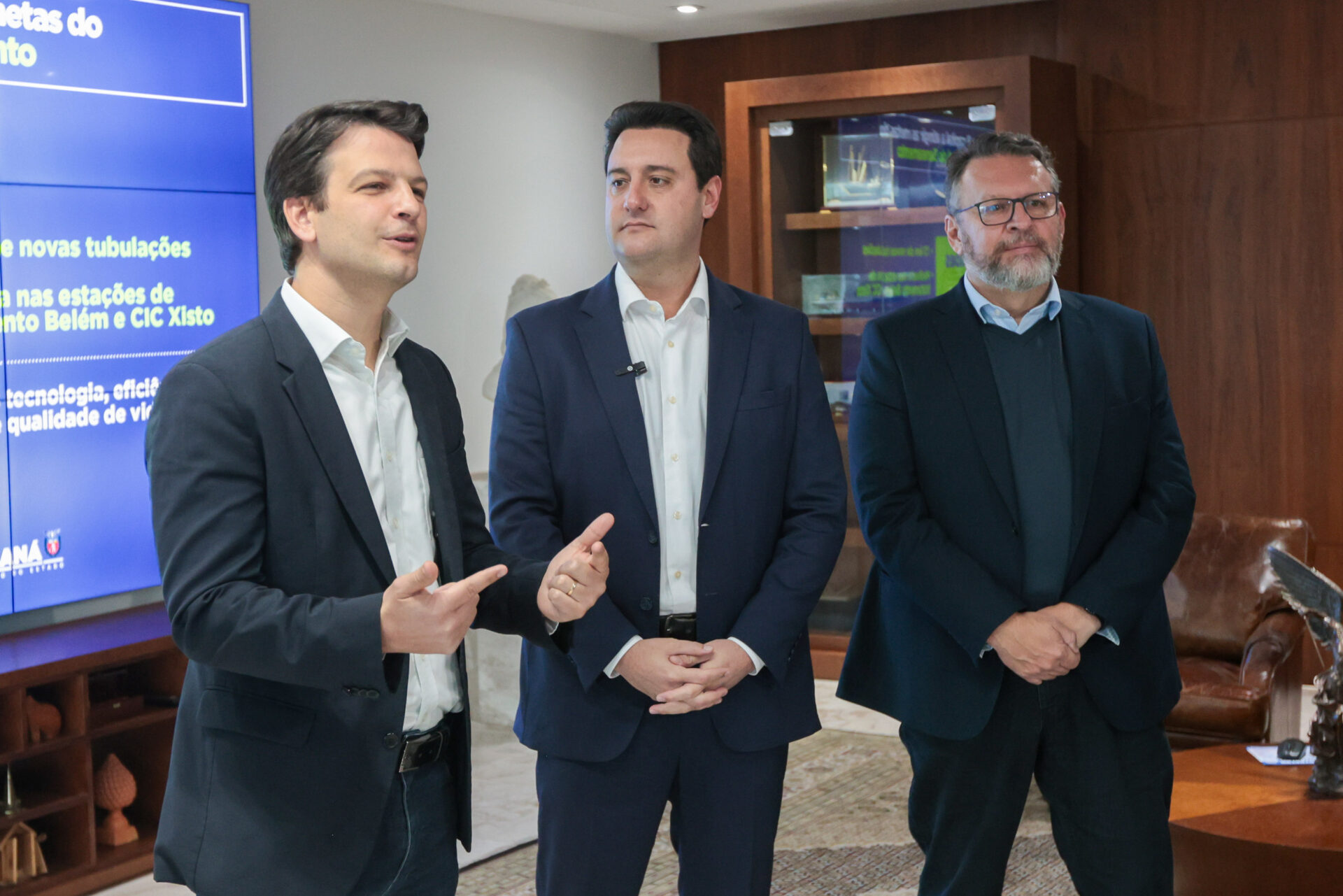 Governador anuncia R$ 456 milhões de investimentos da Sanepar para Curitiba