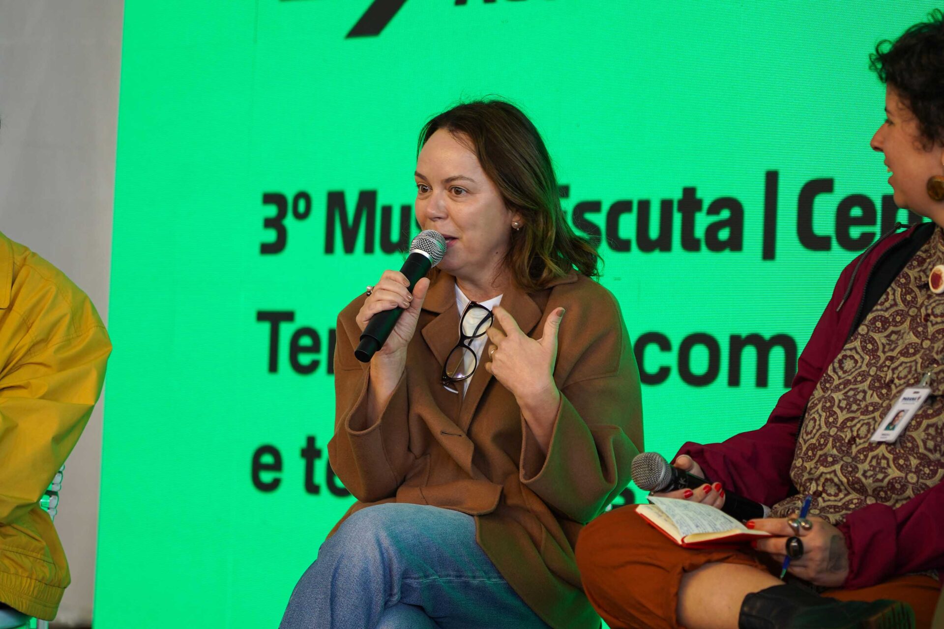 Comunidade de Foz participa de encontro com equipe do Centre Pompidou Paraná para debater novo museu