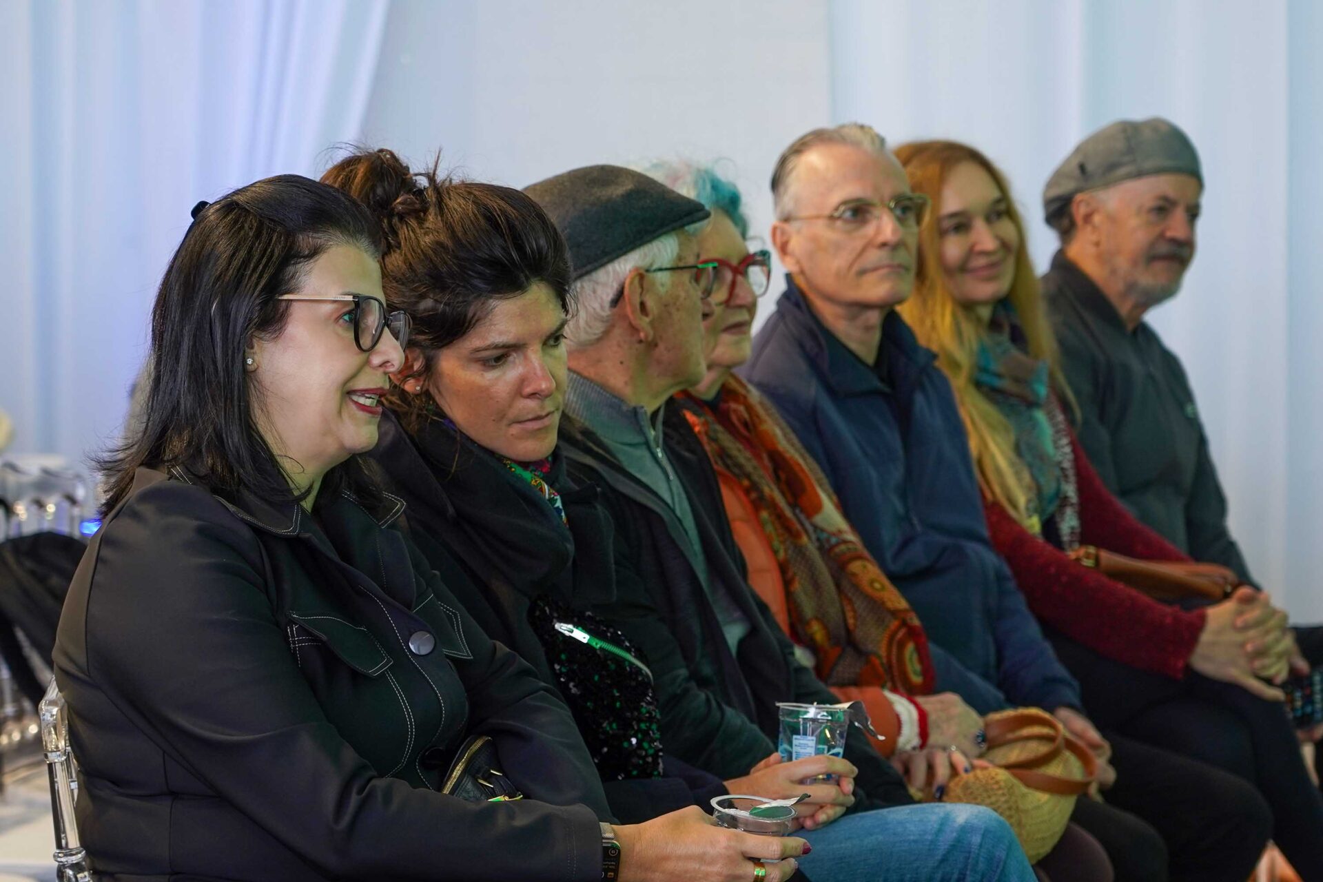 Comunidade de Foz participa de encontro com equipe do Centre Pompidou Paraná para debater novo museu