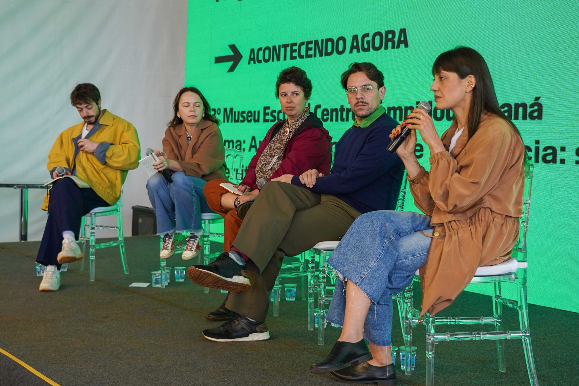 Comunidade de Foz participa de encontro com equipe do Centre Pompidou Paraná para debater novo museu