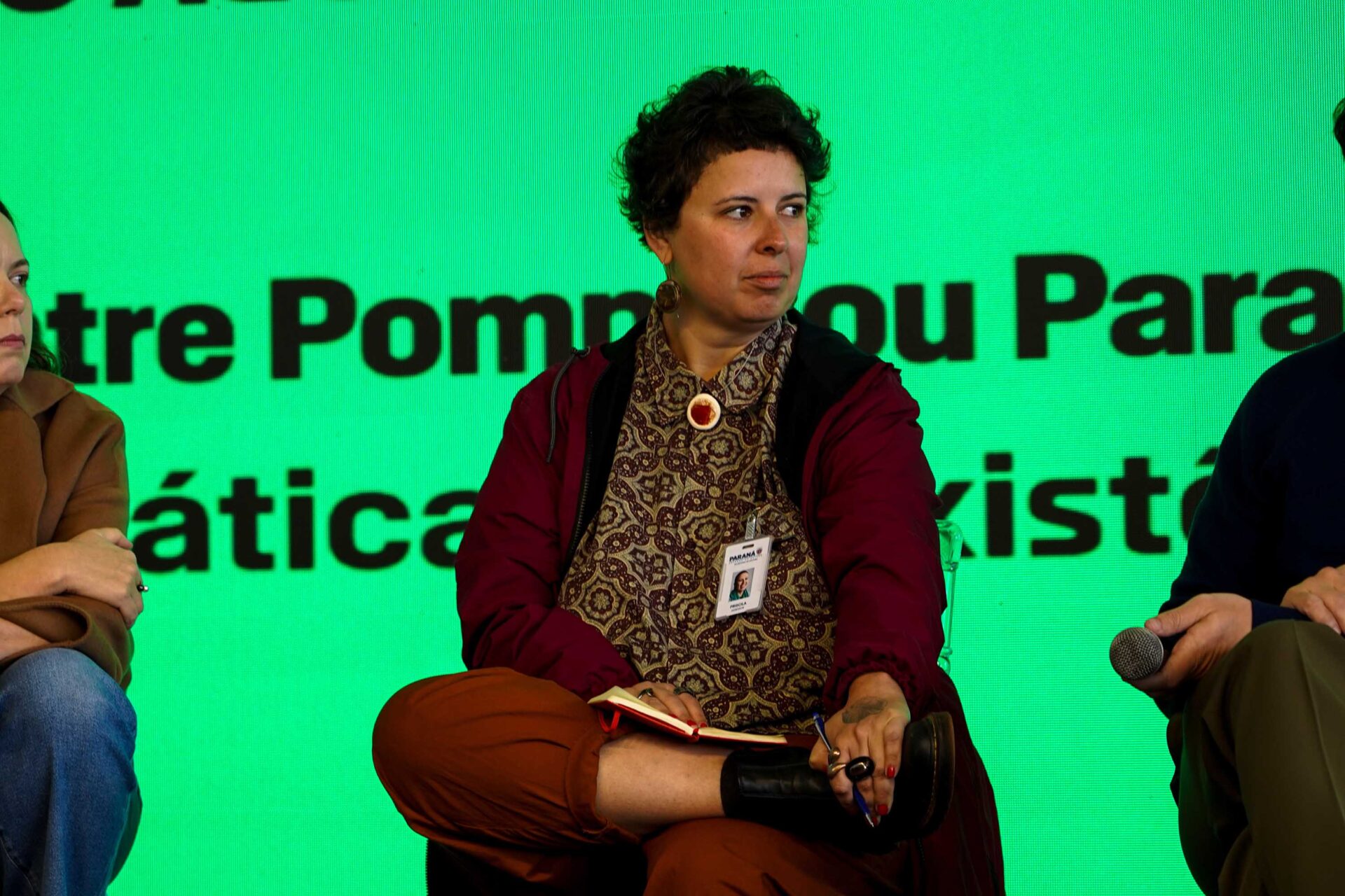 Comunidade de Foz participa de encontro com equipe do Centre Pompidou Paraná para debater novo museu