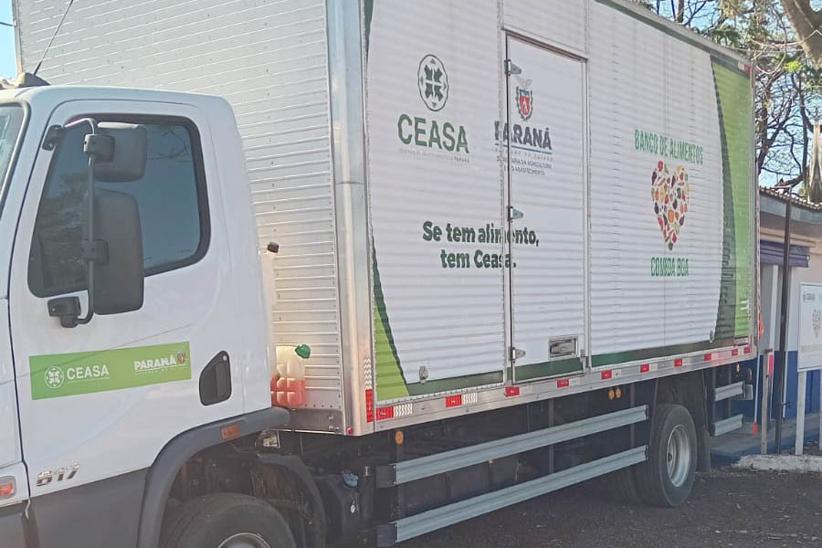 Ceasa de Cascavel recebe caminhão para o programa Banco de Alimentos-Comida Boa