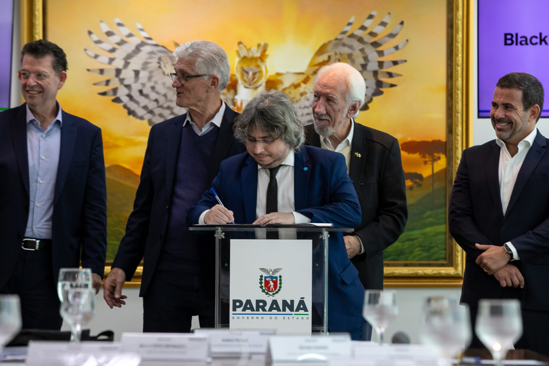 Governo do Paraná e BlackRock anunciam parceria para buscar investimentos internacionais