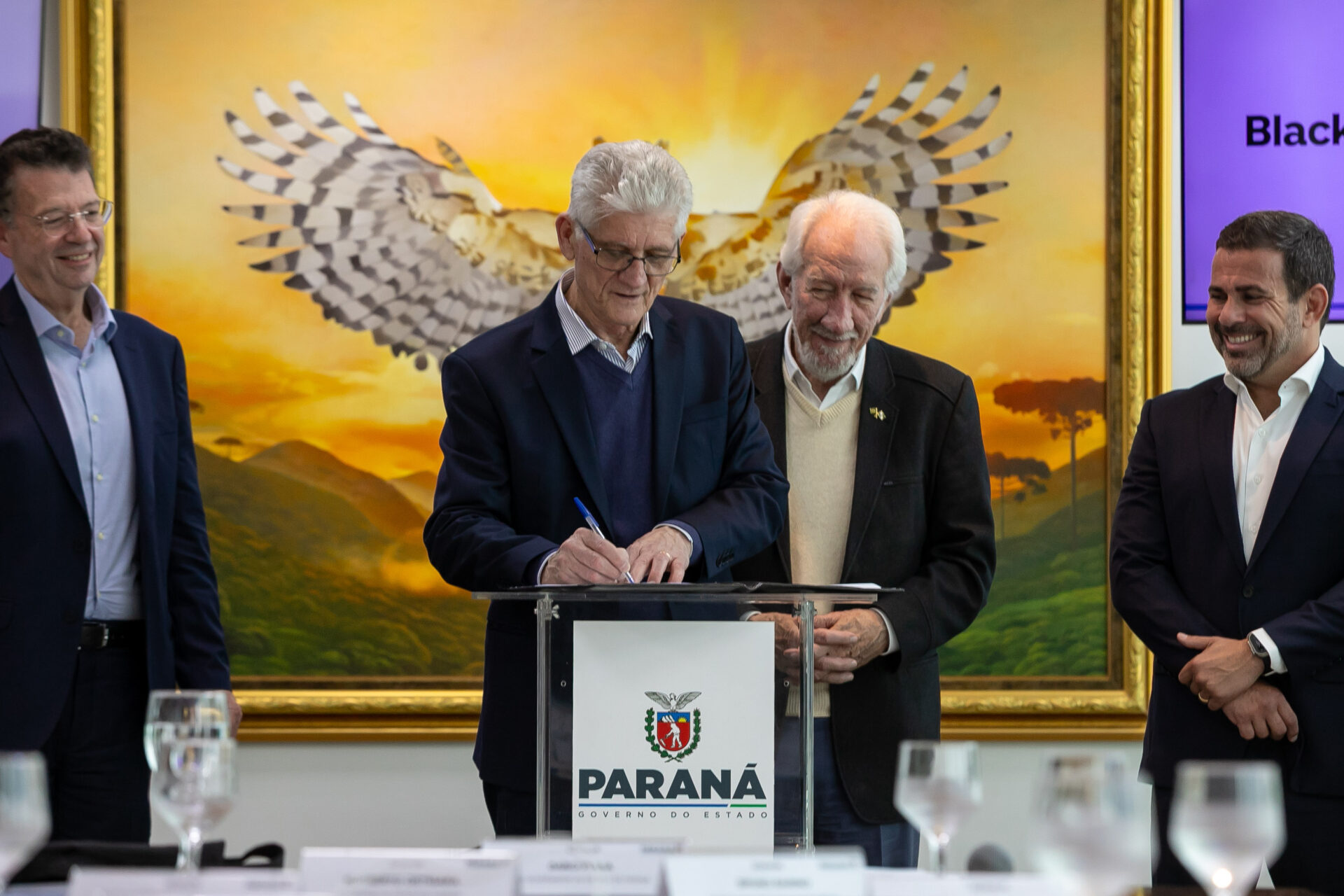 Governo do Paraná e BlackRock anunciam parceria para buscar investimentos internacionais