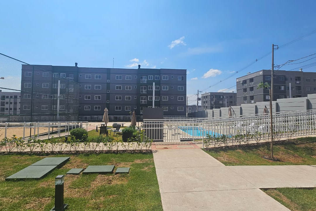 Casa Fácil Paraná: com apoio do Estado, 200 famílias de Cascavel recebem moradia própria