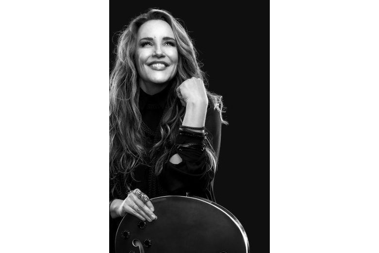 Agenda cultural tem Ana Carolina no Guaíra, estreias no MON e Festival da Palavra