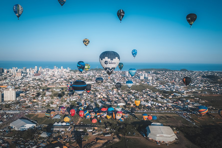 Festival da Primavera reunirá balões, gastronomia, música e lazer nos Campos Gerais