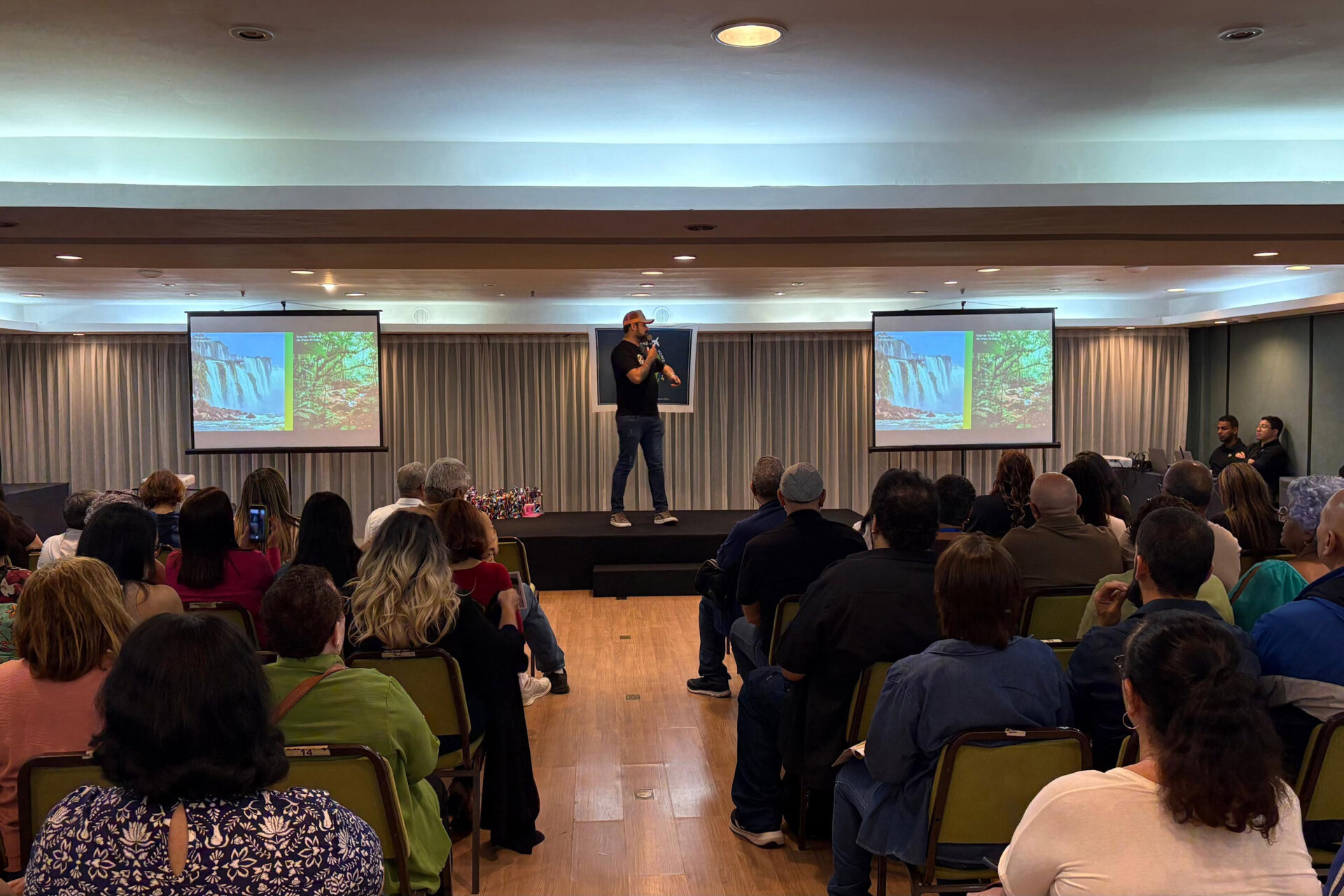Paraná apresenta potencial turístico para agentes de viagens no Home Office Tur