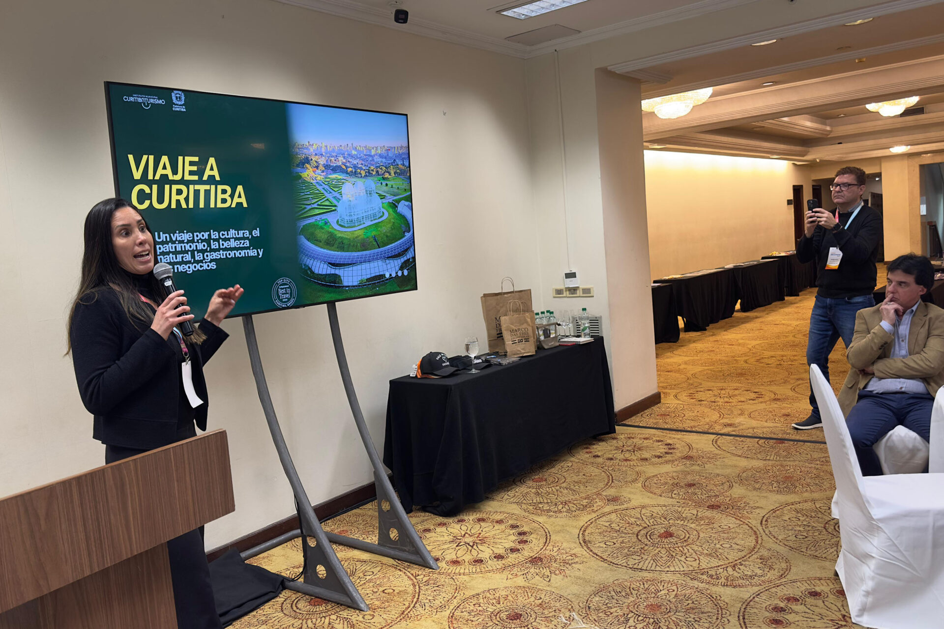 Em evento inédito, Viaje Paraná capacita estrangeiros e leva coexpositores ao Uruguai