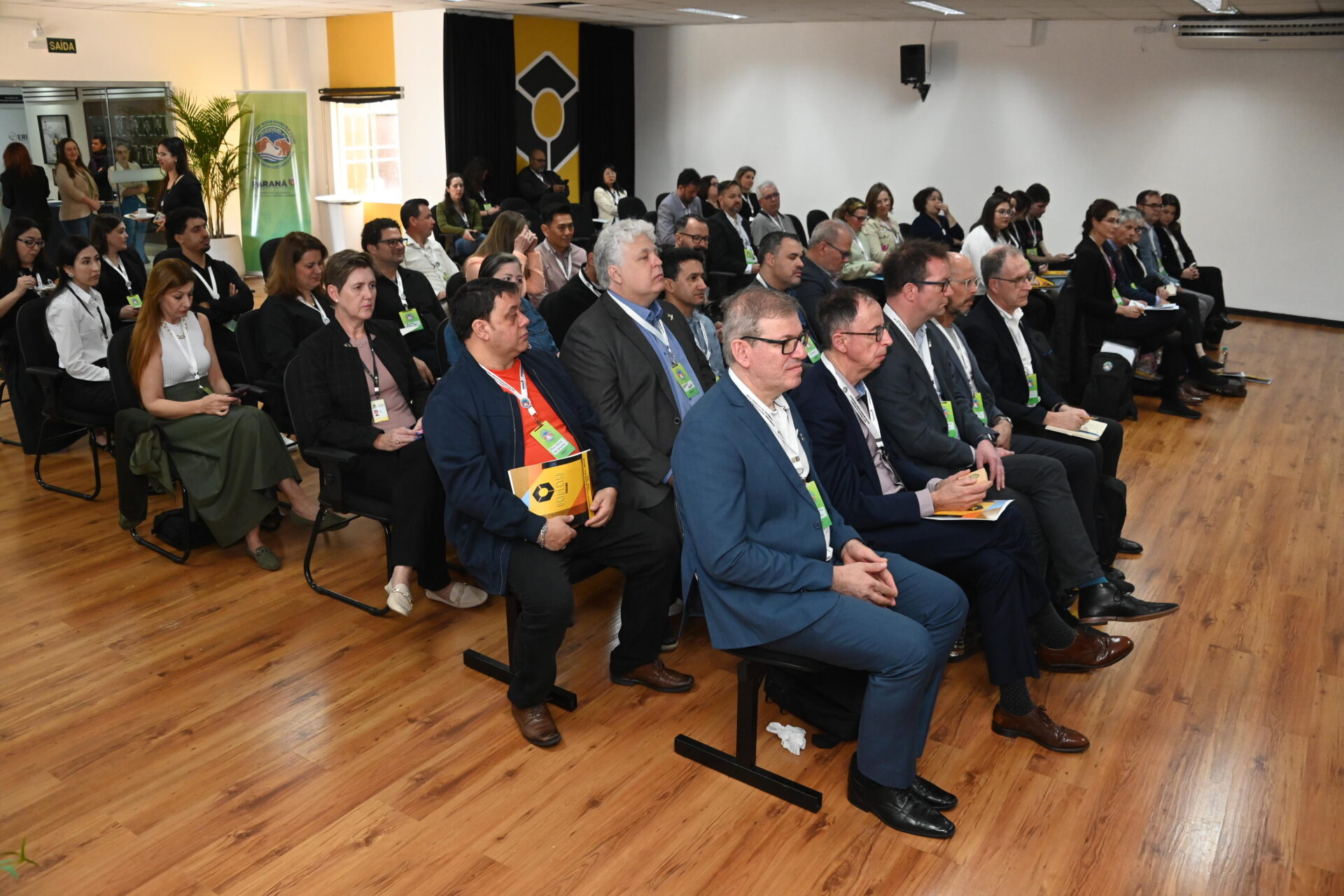 Missão da Nova Zelândia visita universidades estaduais do Paraná em busca de parcerias