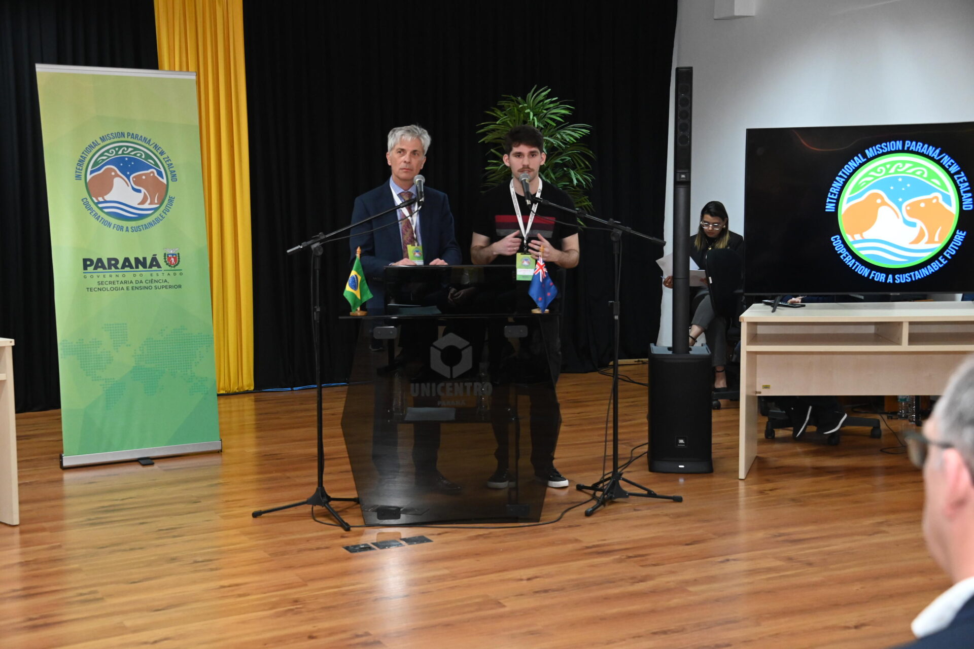Missão da Nova Zelândia visita universidades estaduais do Paraná em busca de parcerias