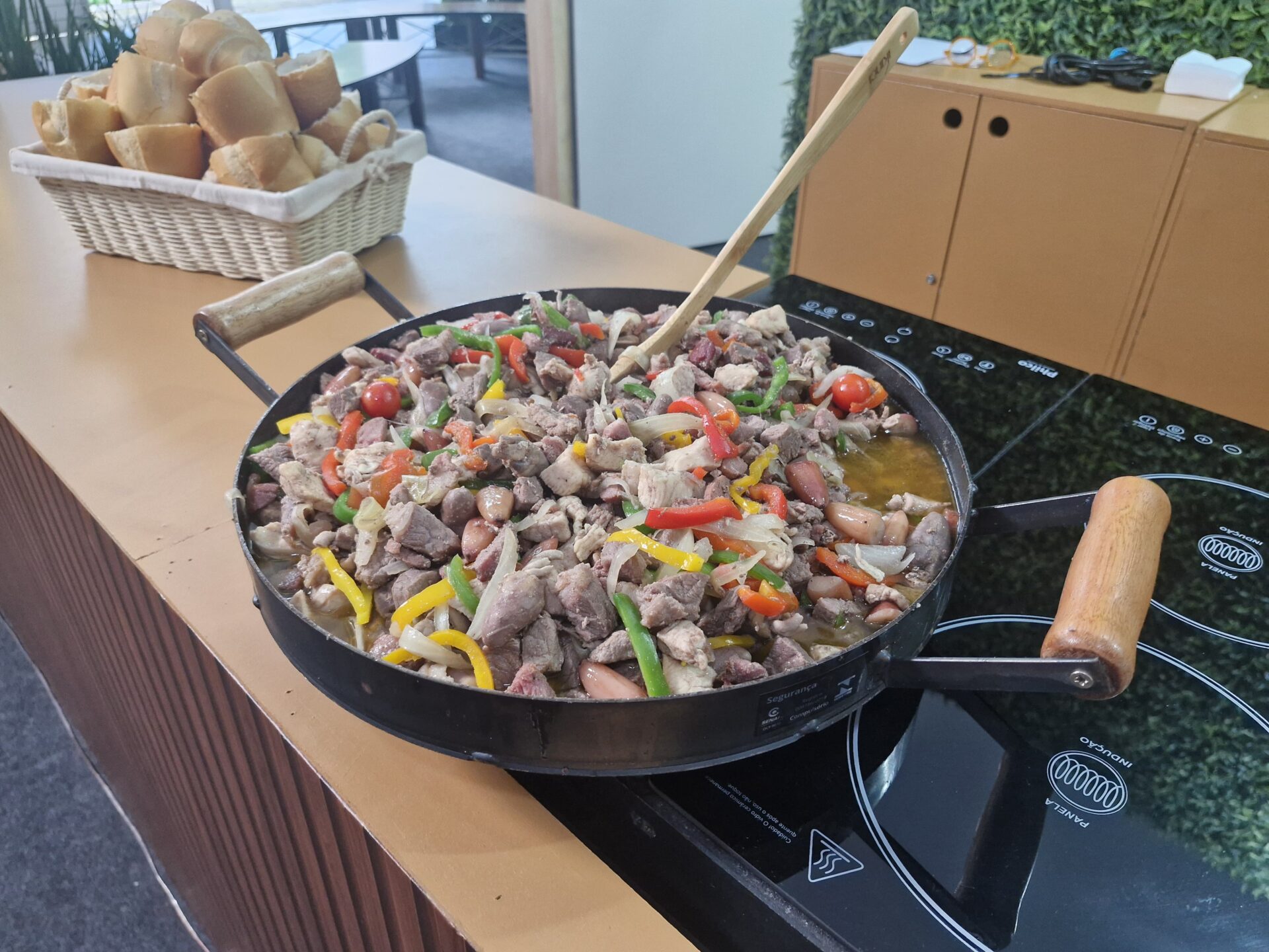 Festival da Primavera é convite para conhecer pratos típicos e sabores únicos do Paraná